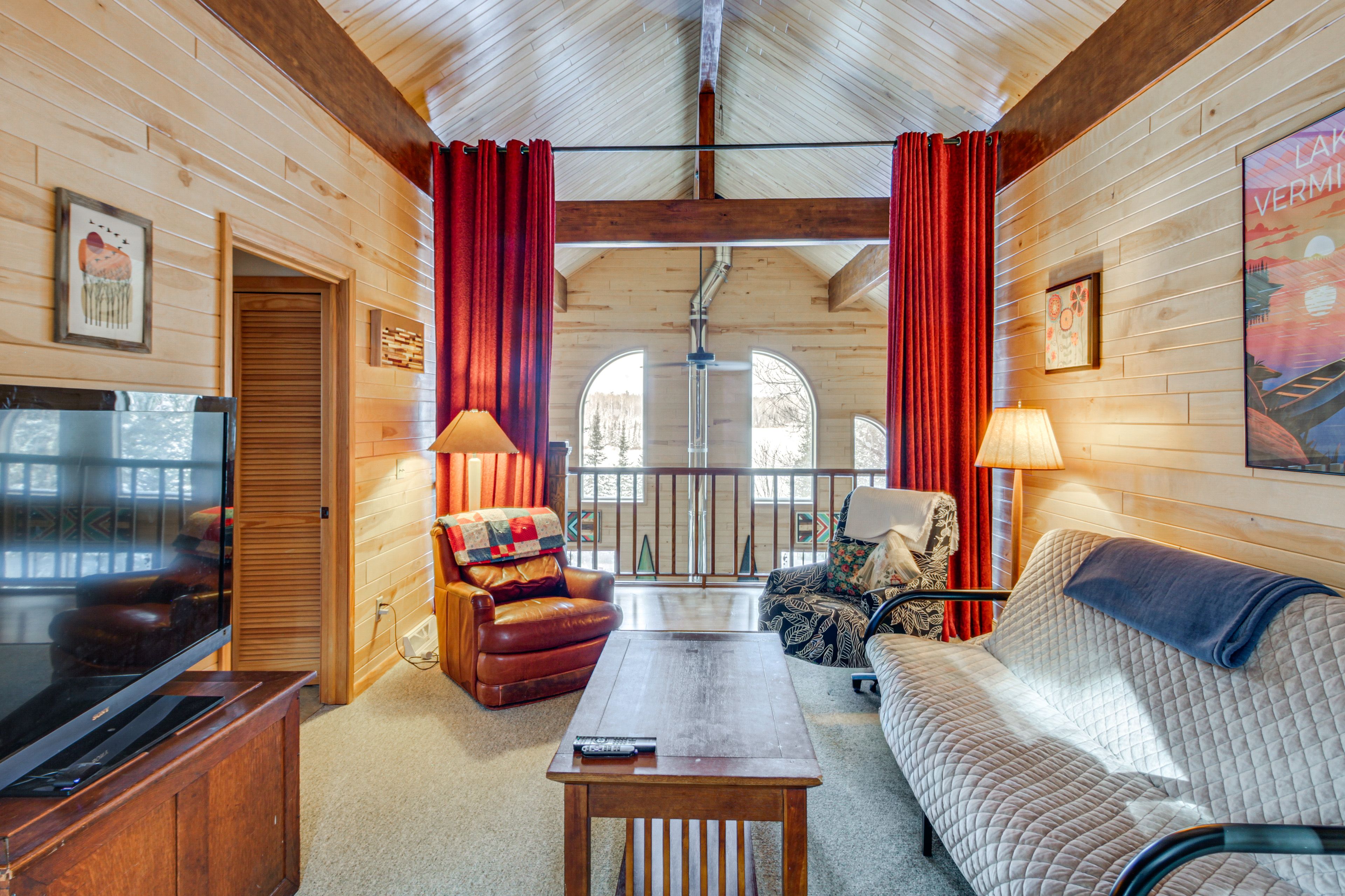 Loft | Futon | 2nd Floor