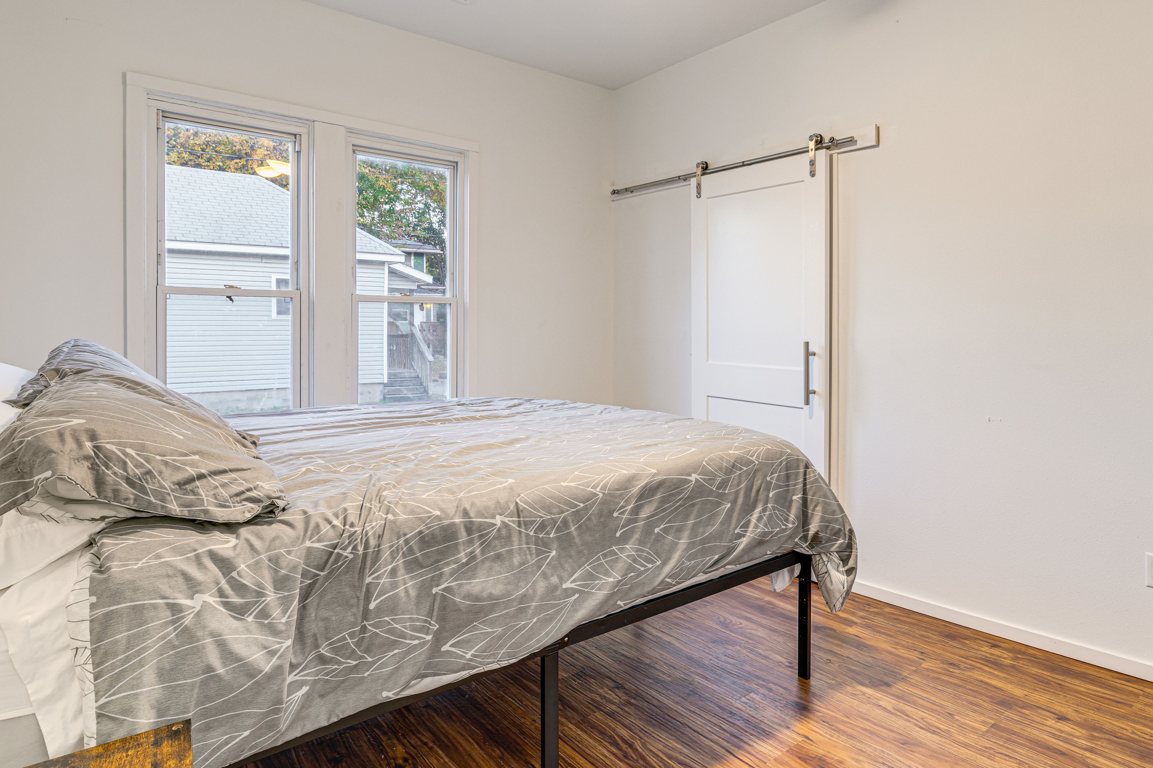 Bedroom 2 | King Bed