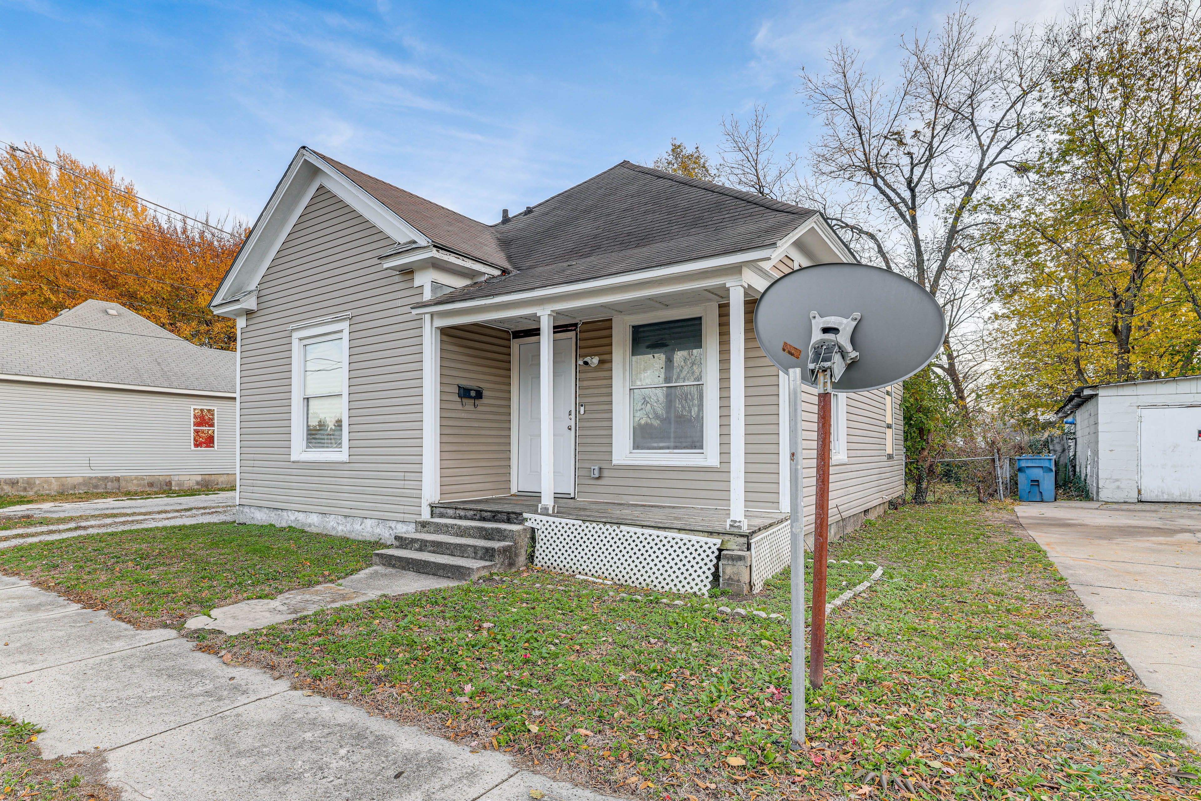 Parking | Driveway (1 Vehicle) | EV Charger Available