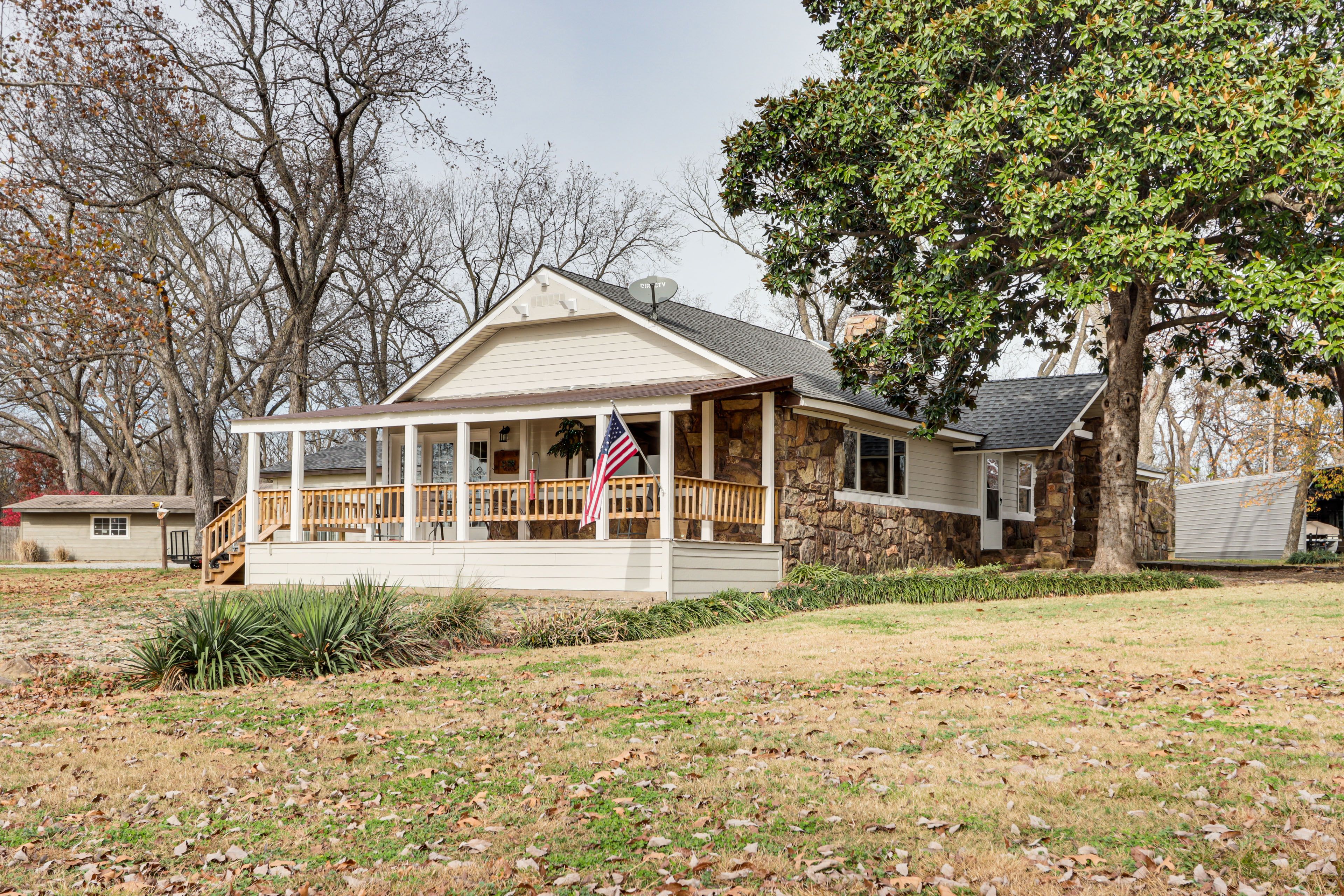 House Exterior | Spacious Yard | Shared Lake Frontage