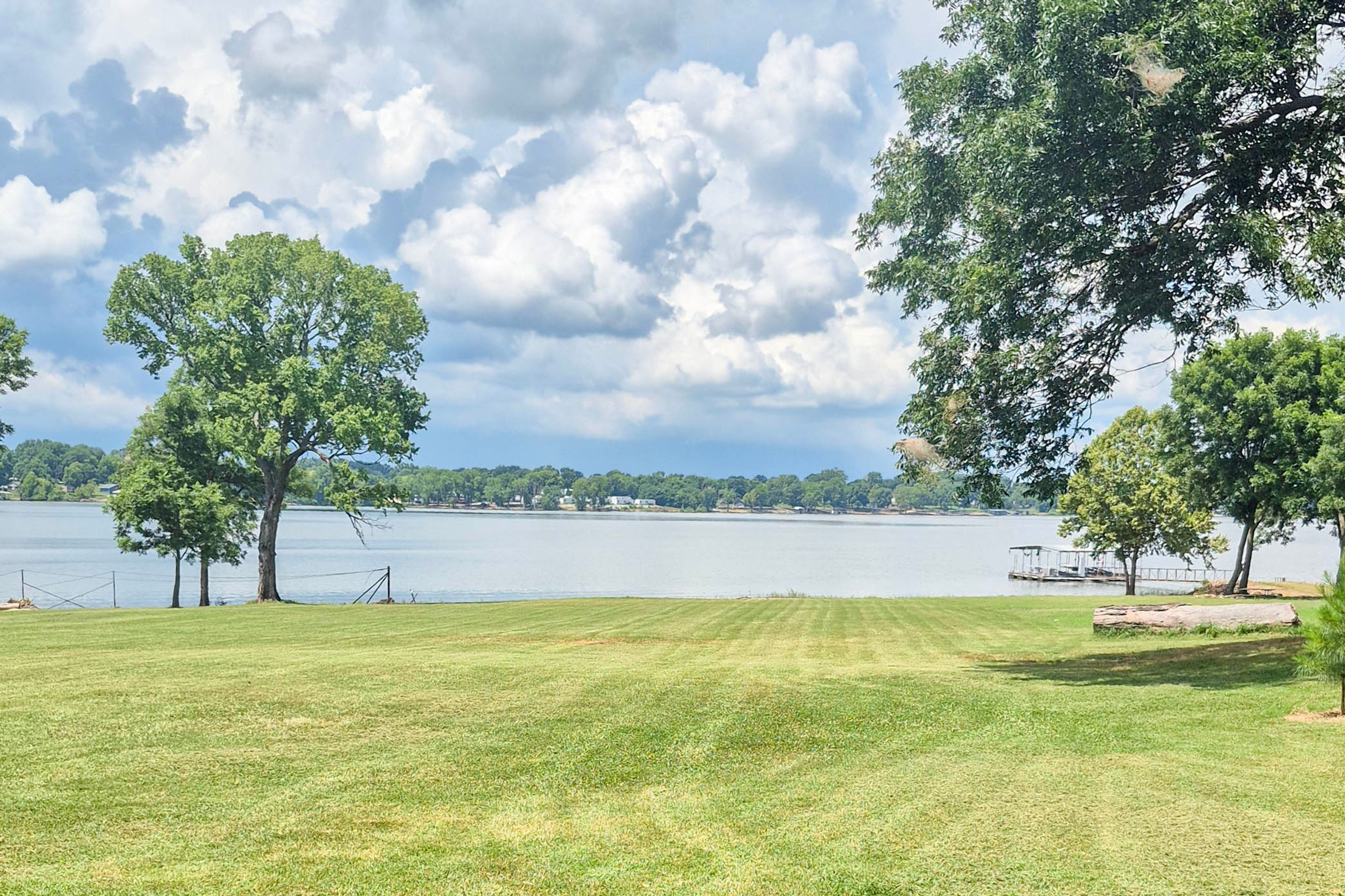 Shared Lake Frontage