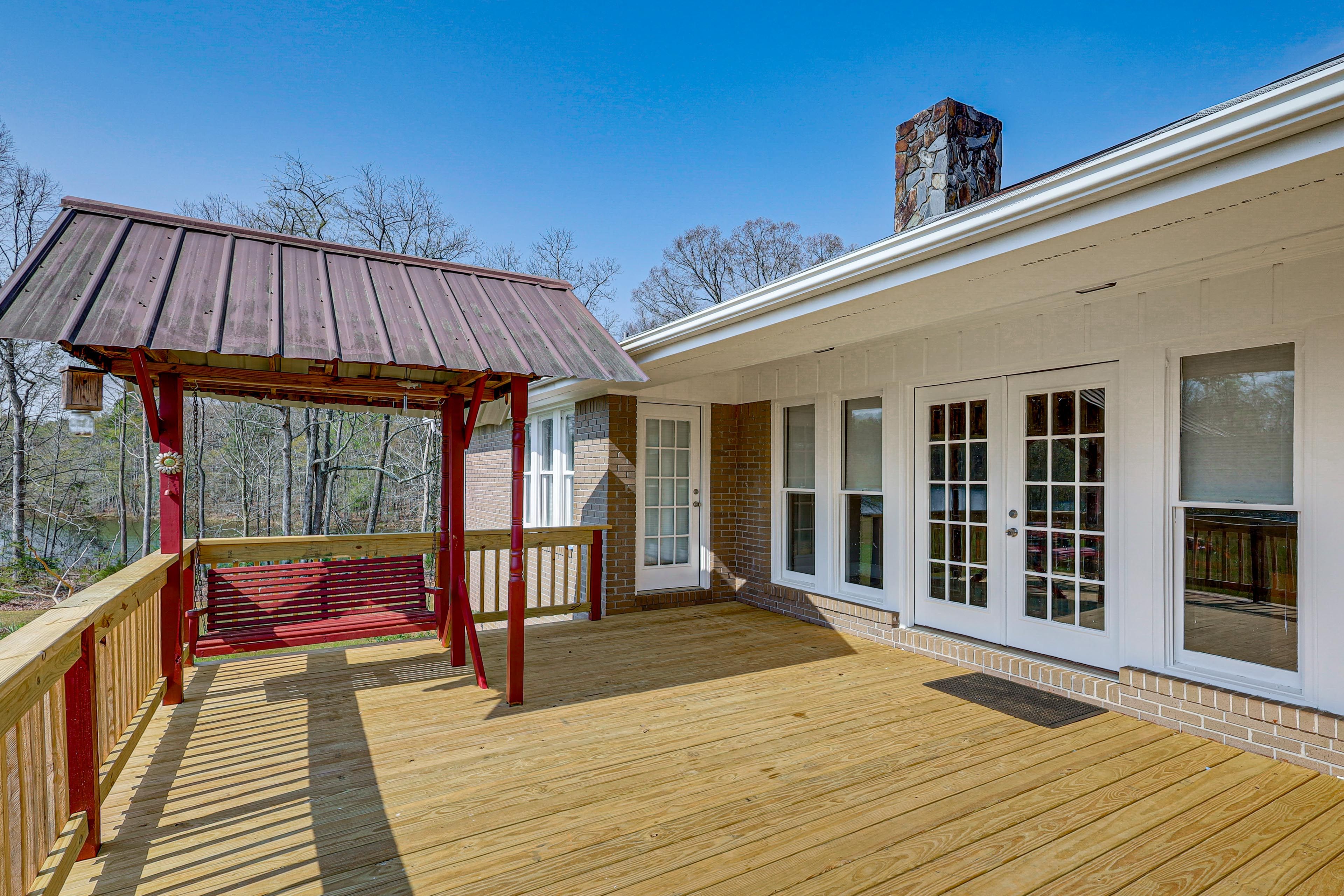 Deck | Bench Swing | Picnic Table