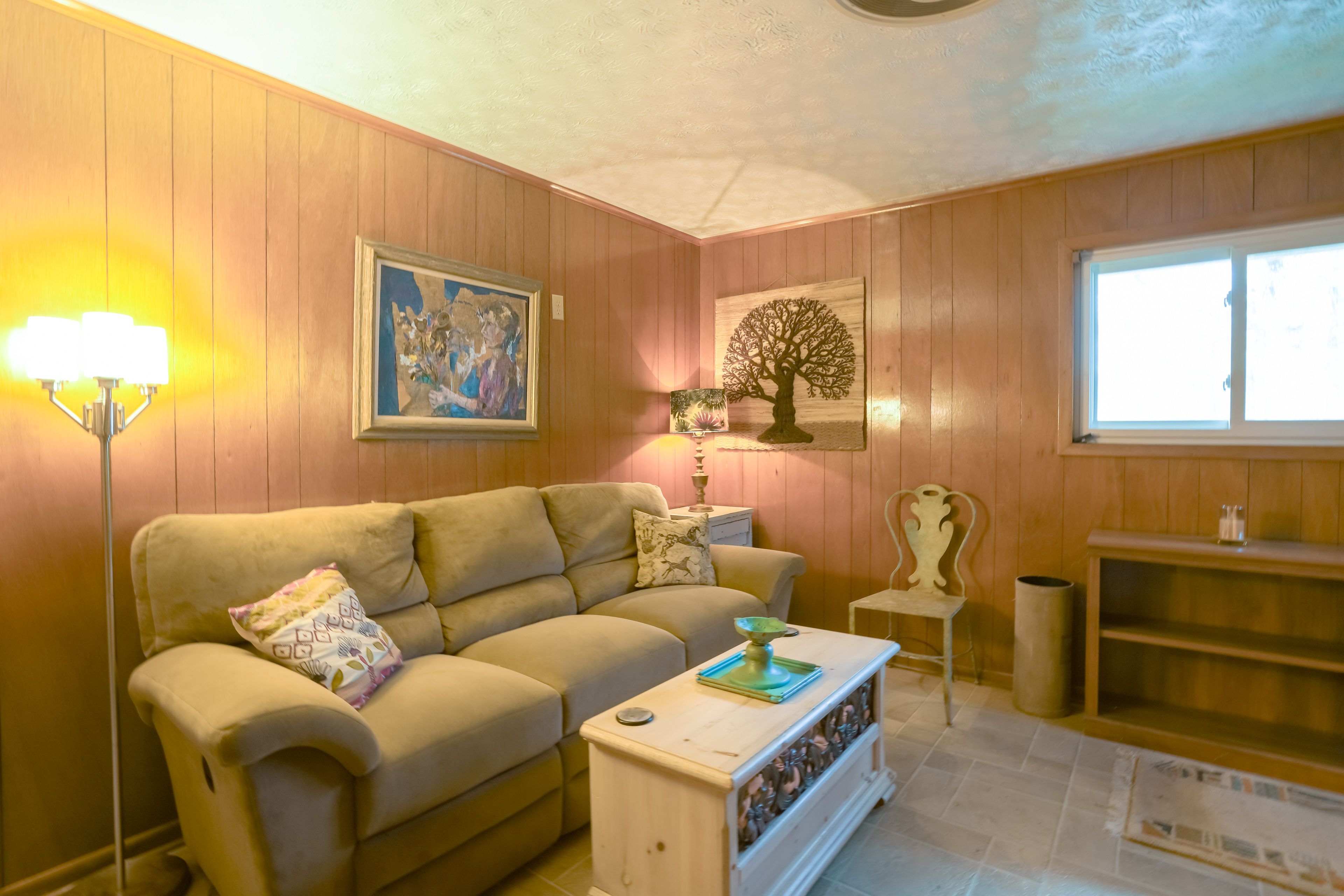 Additional Living Room