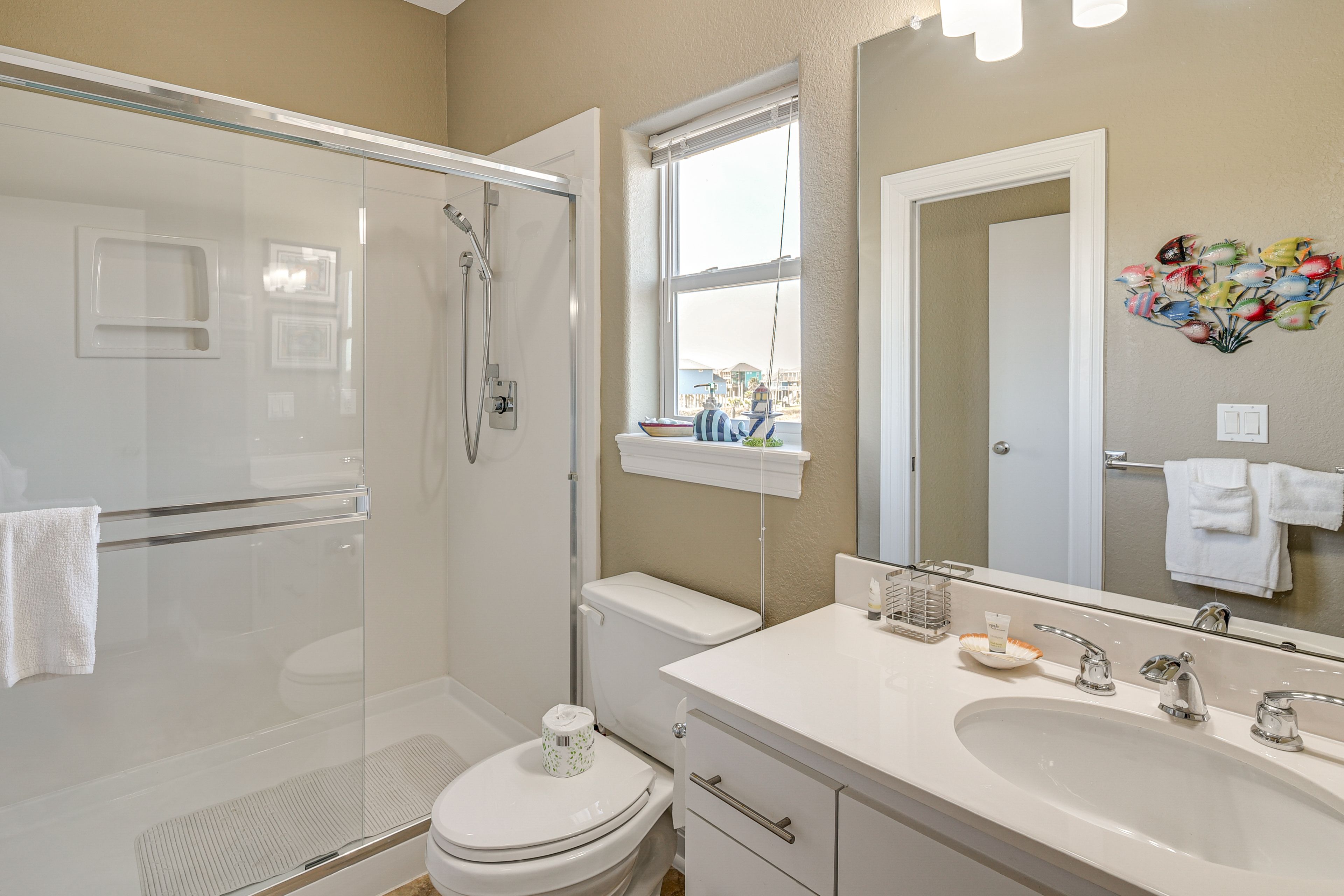 Bathroom | Upper Level