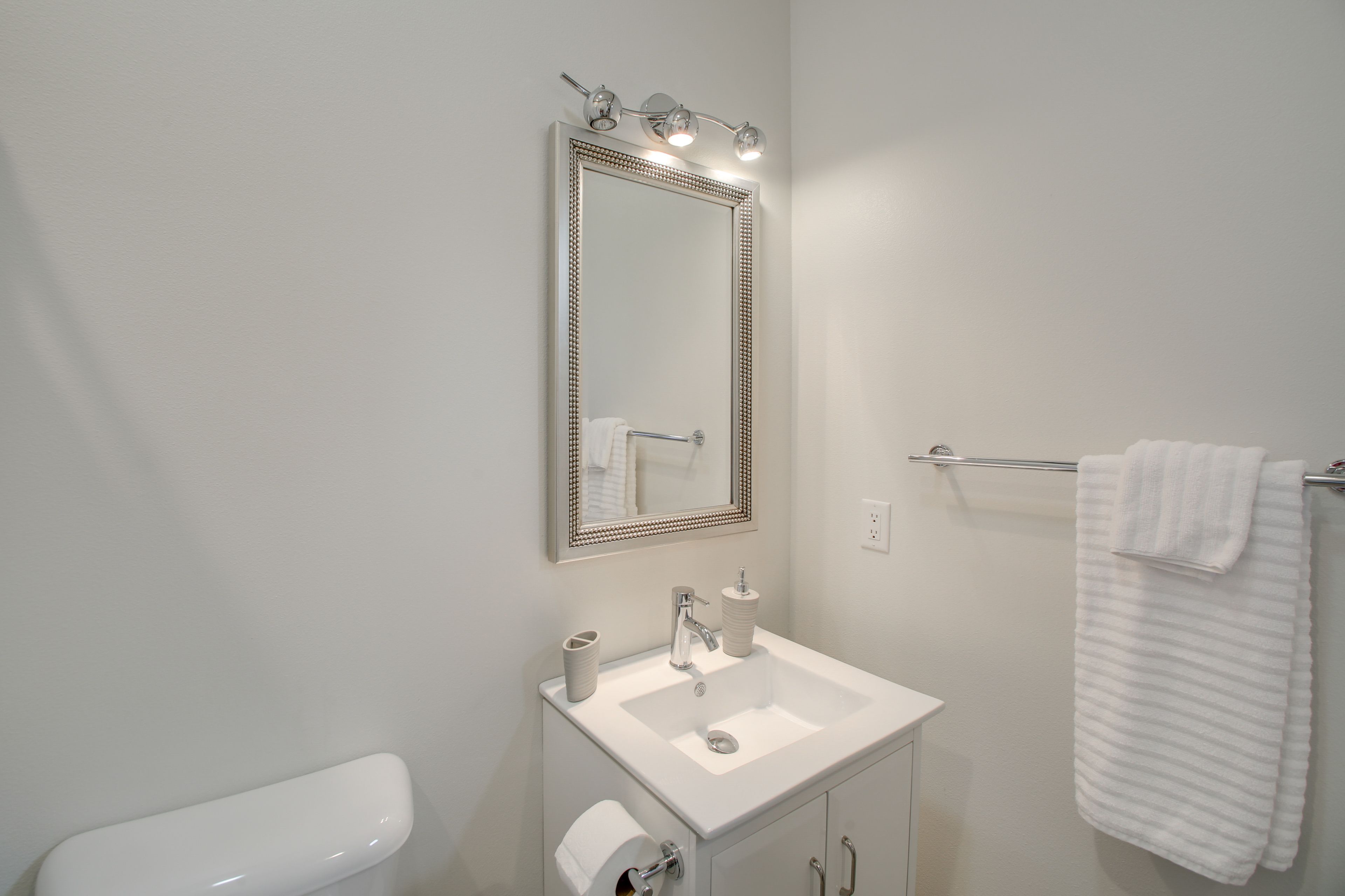 En-Suite Bathroom | 1st Floor