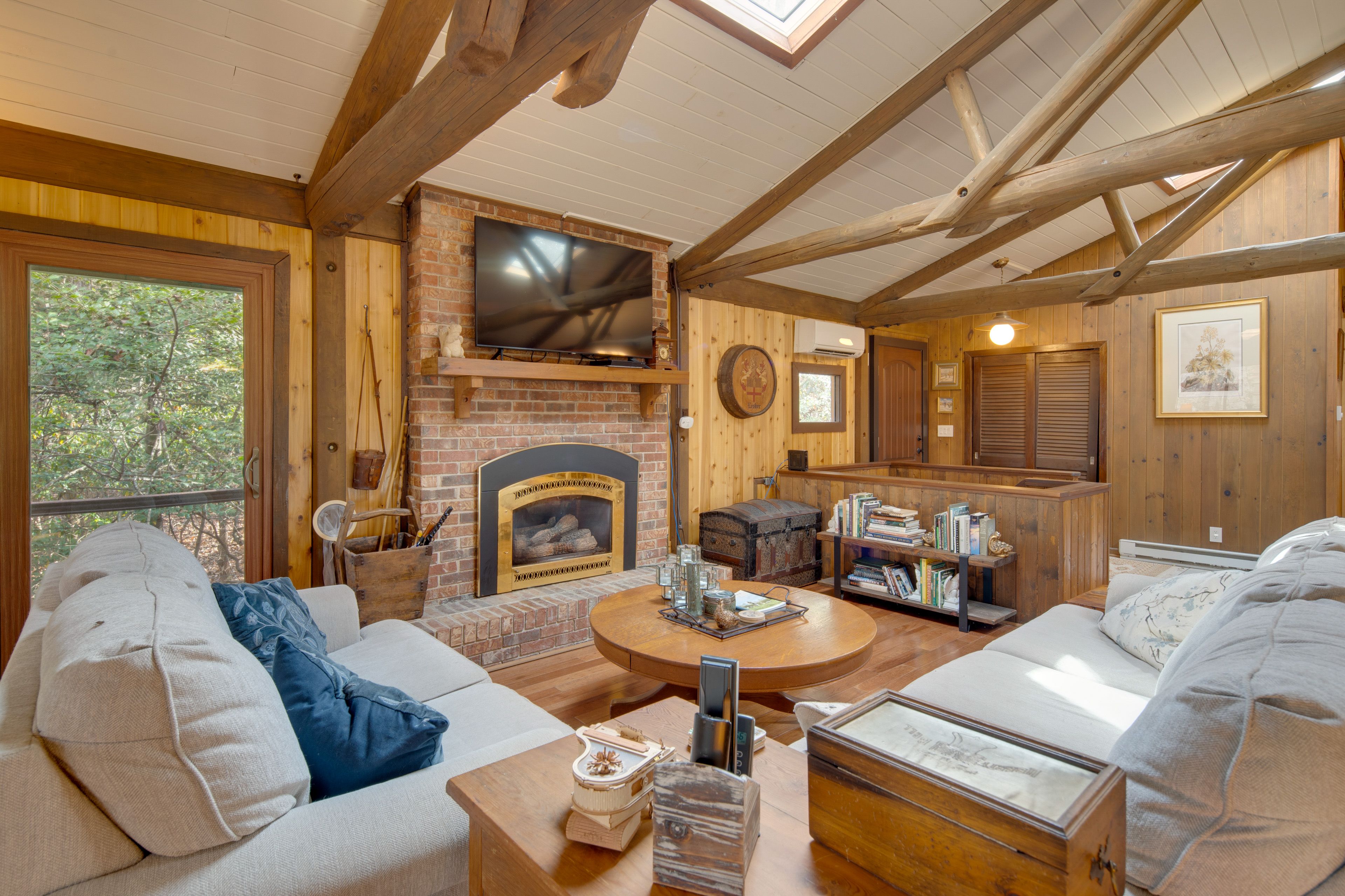 Living Room | Free WiFi | Central A/C & Heat | Main Floor