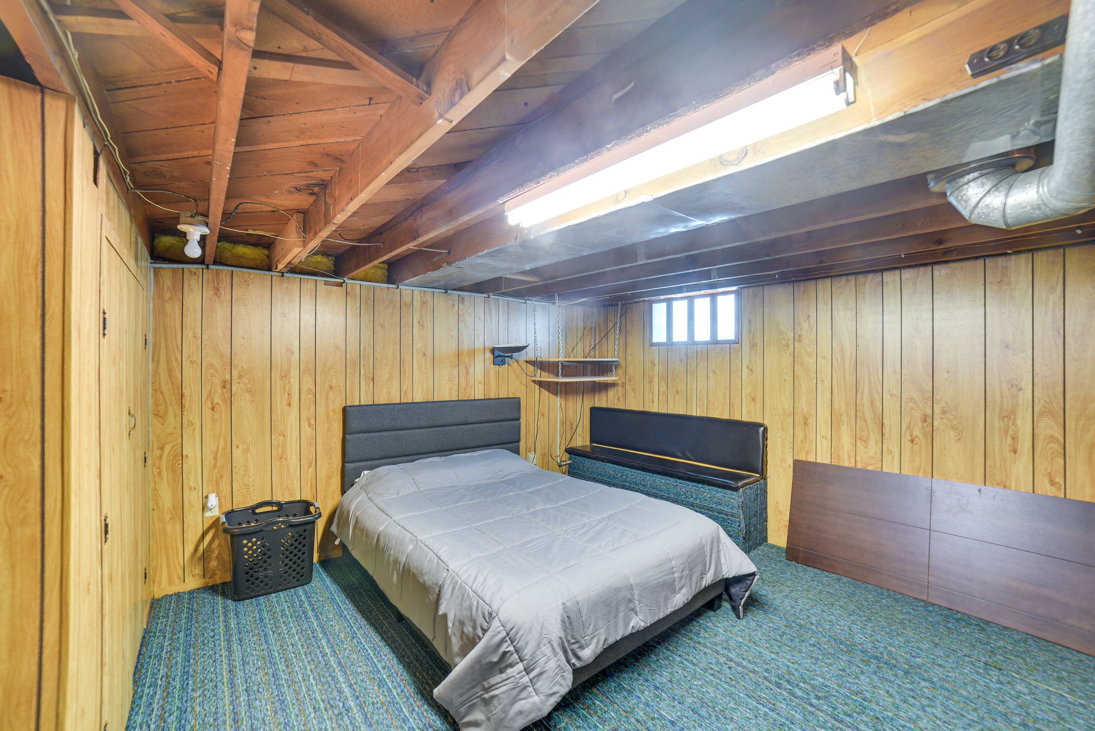 Bedroom 4 | Basement | Queen Bed