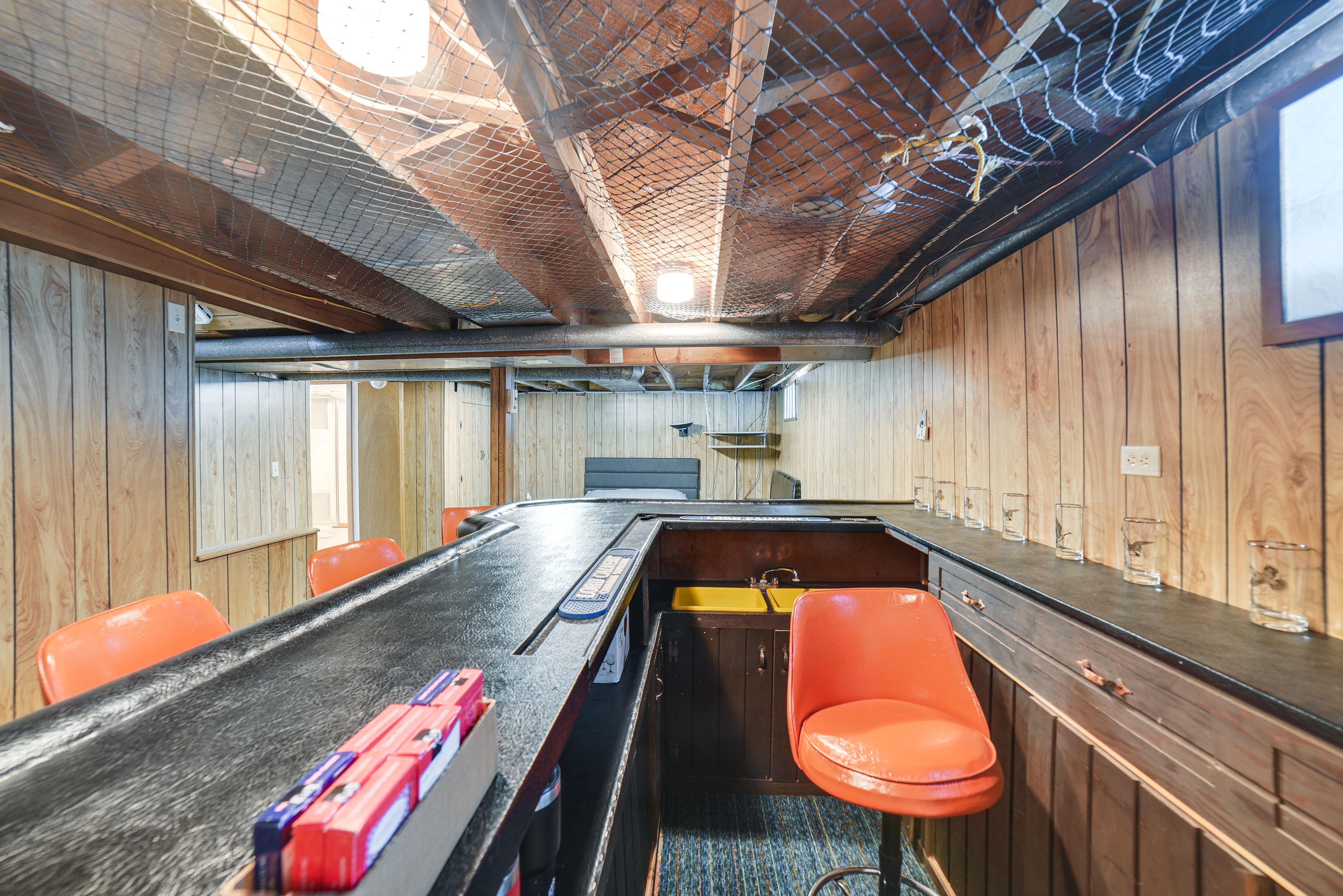 3-Story Home | Basement Bar Area | Central A/C & Heating | Free WiFi