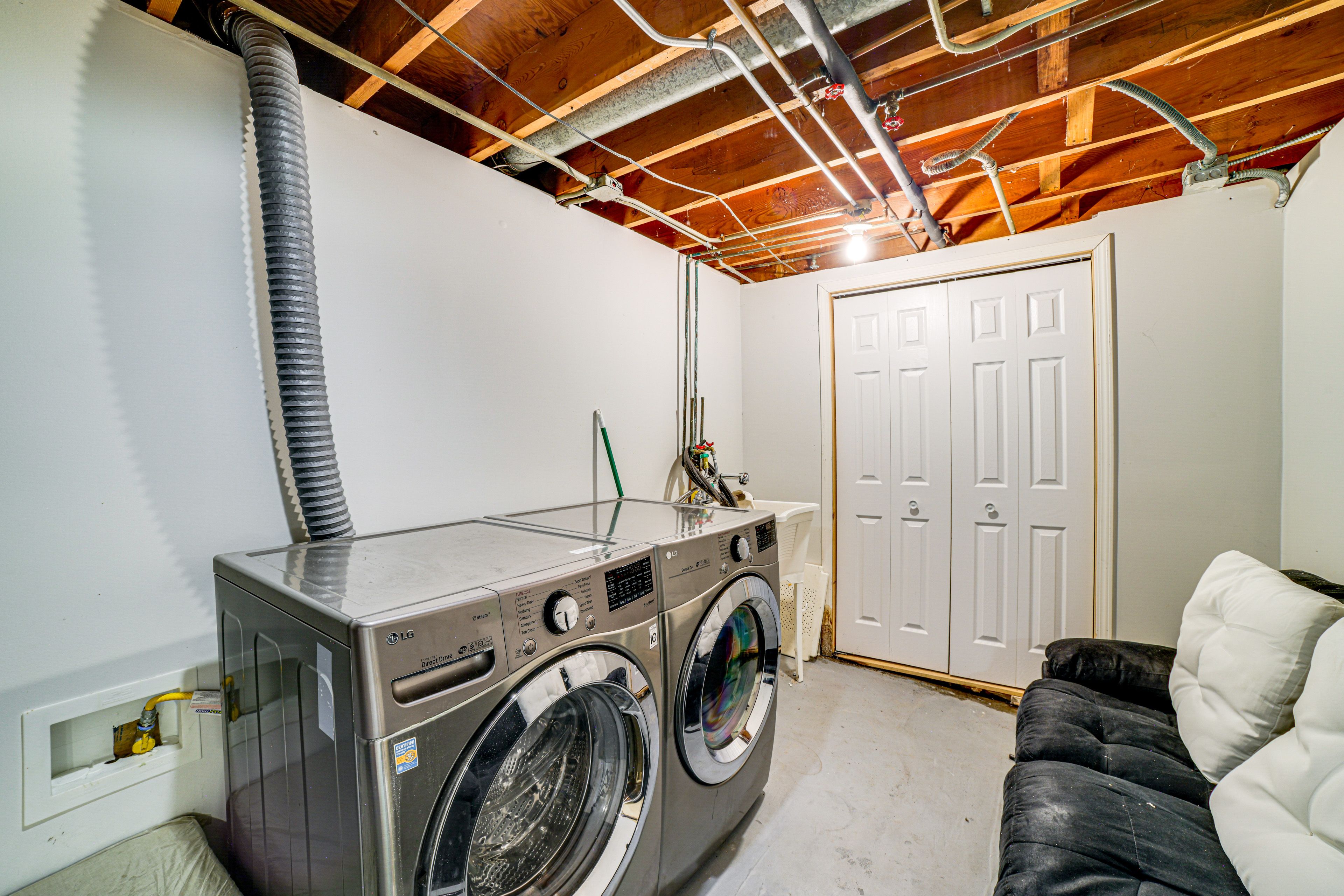 Laundry Room | Basement