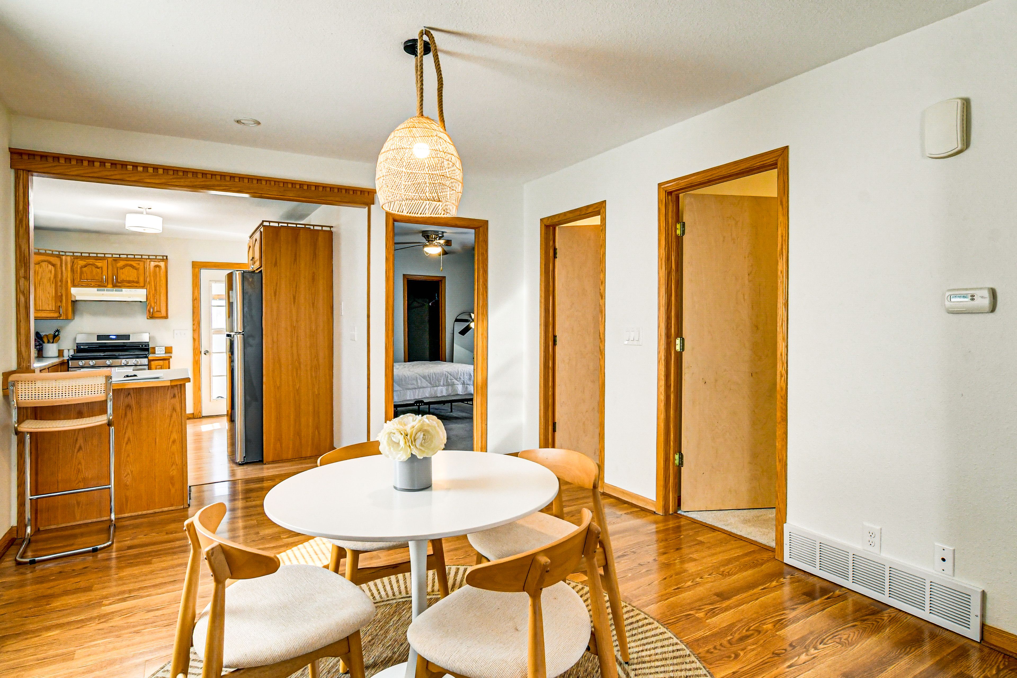 Dining Area | Dishware & Flatware Provided
