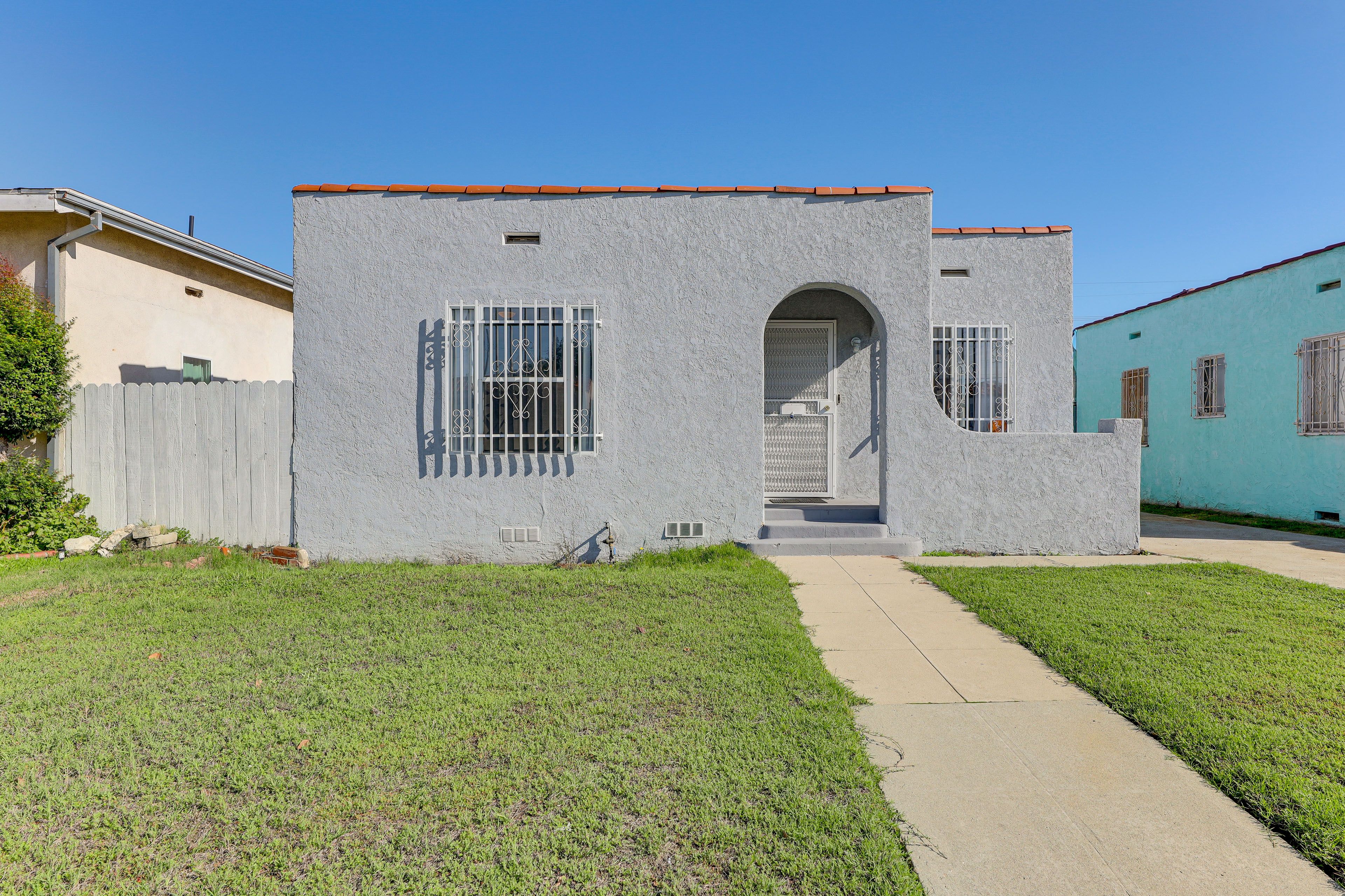 House Exterior | Driveway (3 Vehicles) | Street Parking