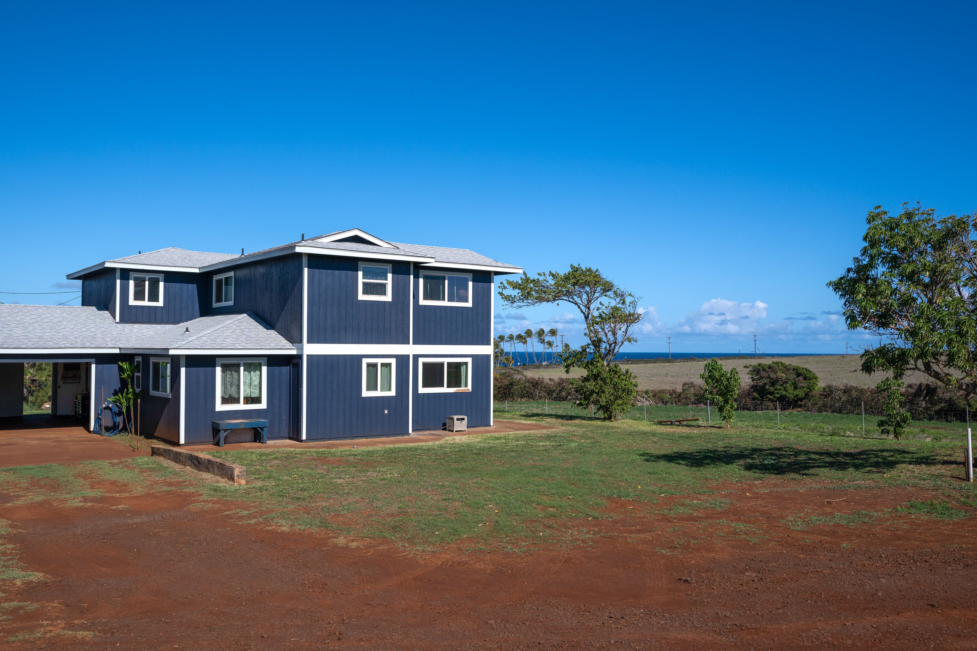 Exterior | Driveway (1 Vehicle)