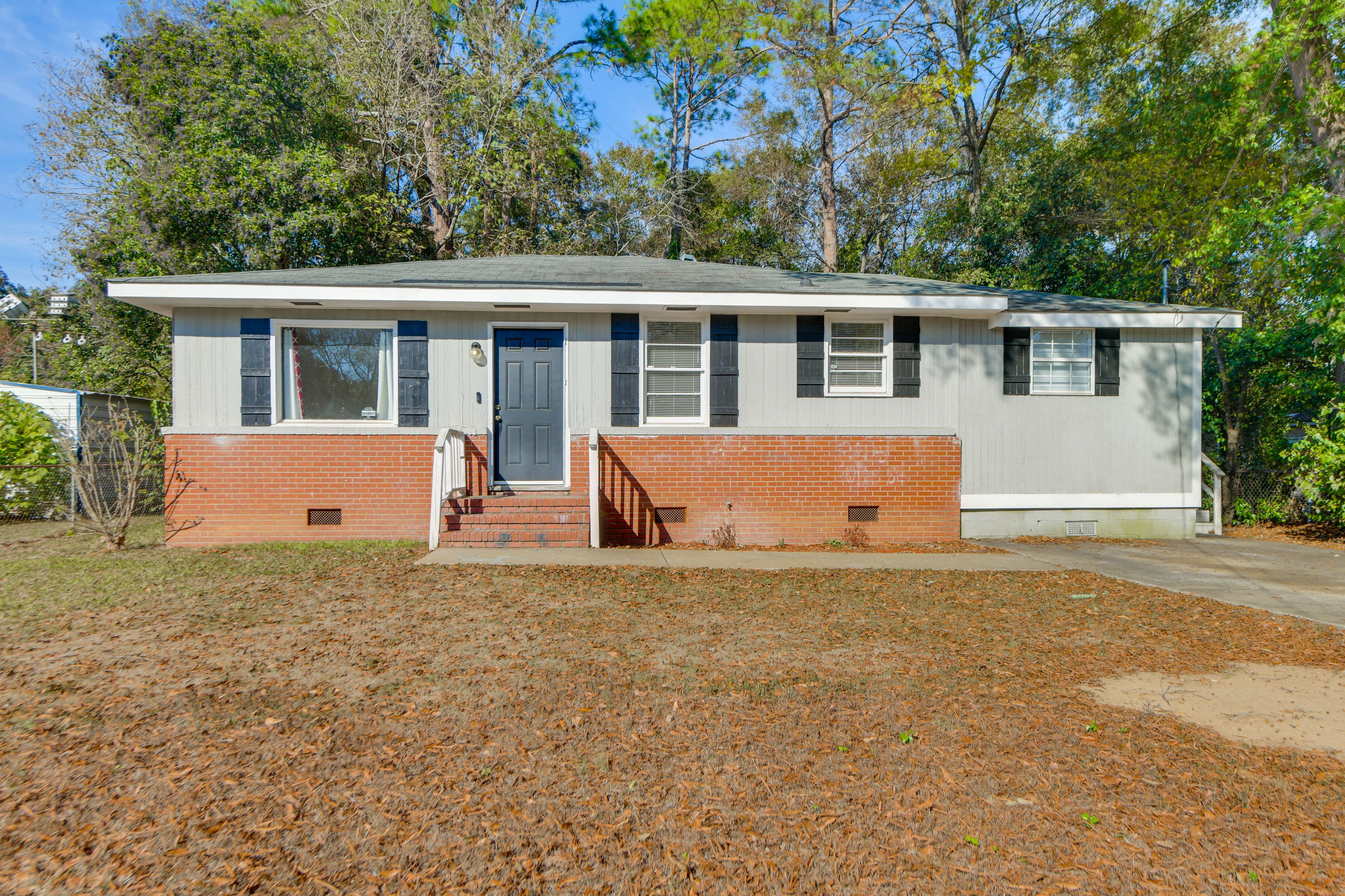 Columbus Vacation Rental | 2BR | 1BA | 1,065 Sq Ft | 4 Steps Required