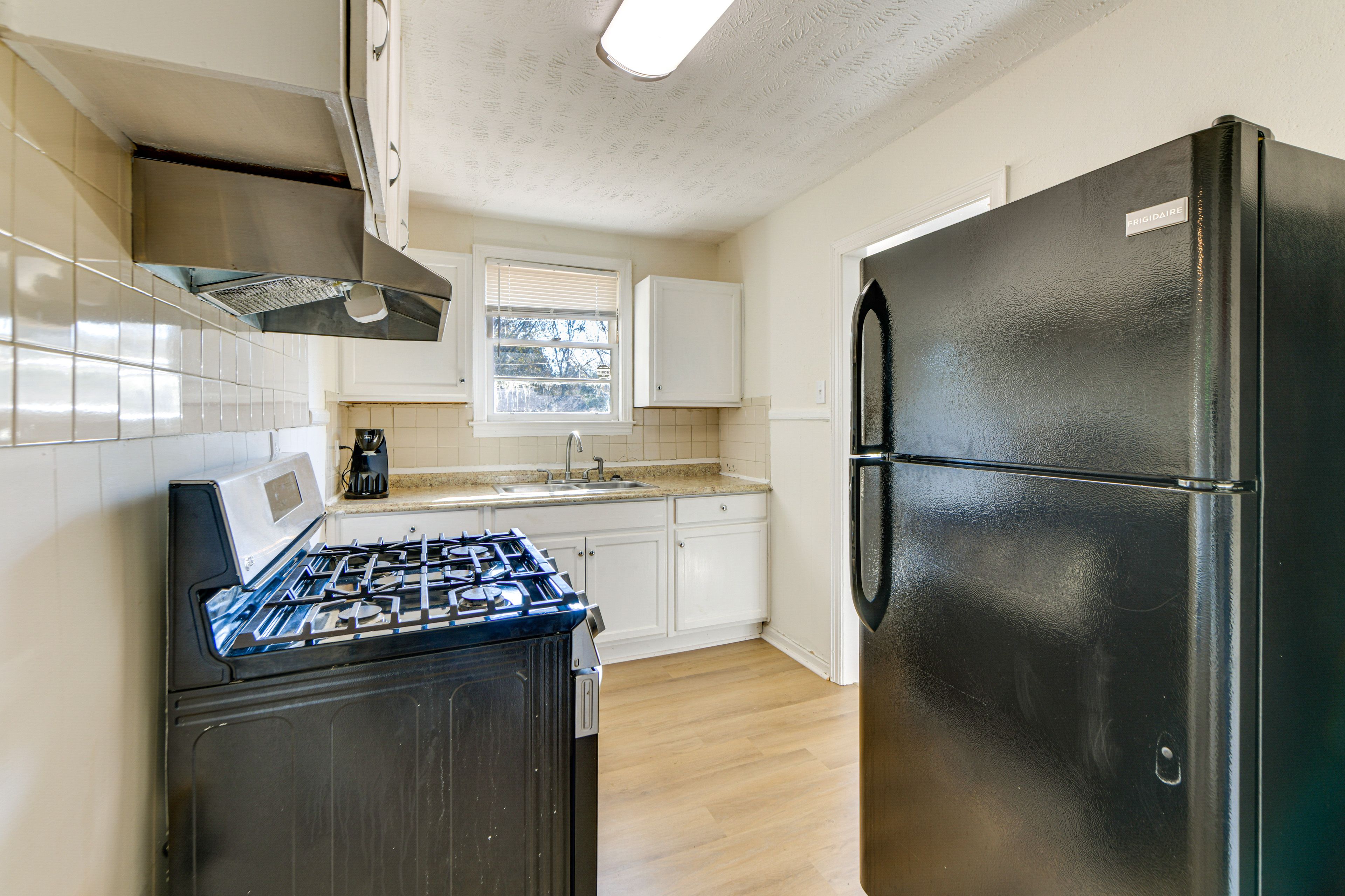 Kitchen | Single-Story Home