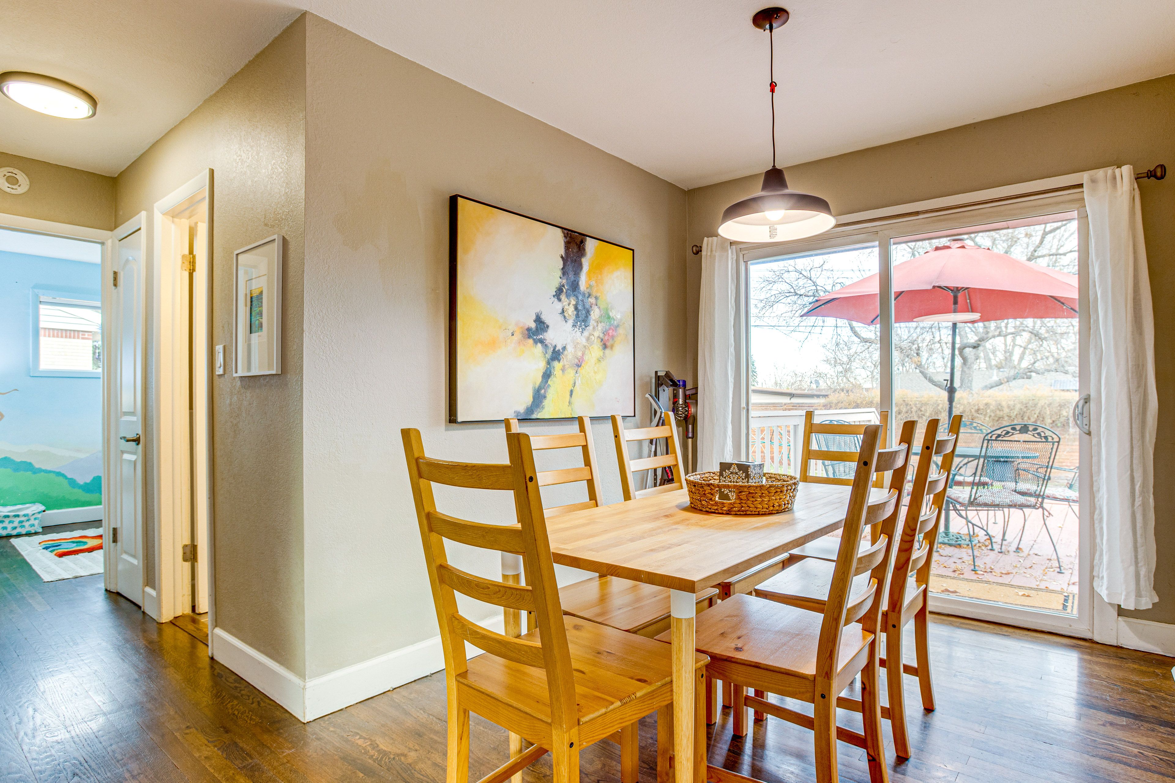 Dining Area | Main Level | Dishware & Flatware