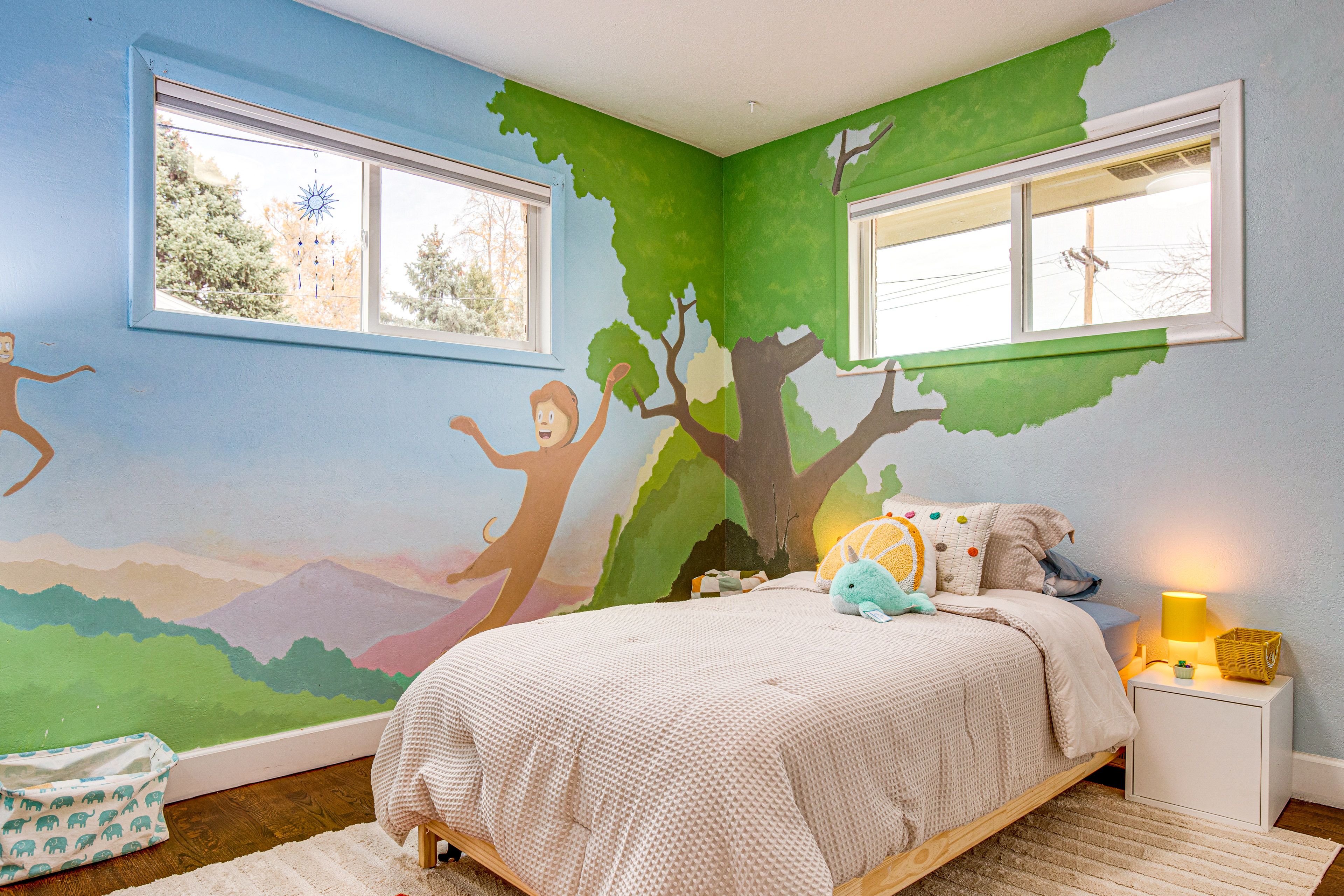 Bedroom 2 | Main Level | Twin Bed w/ Twin Trundle Bed | Smart TV