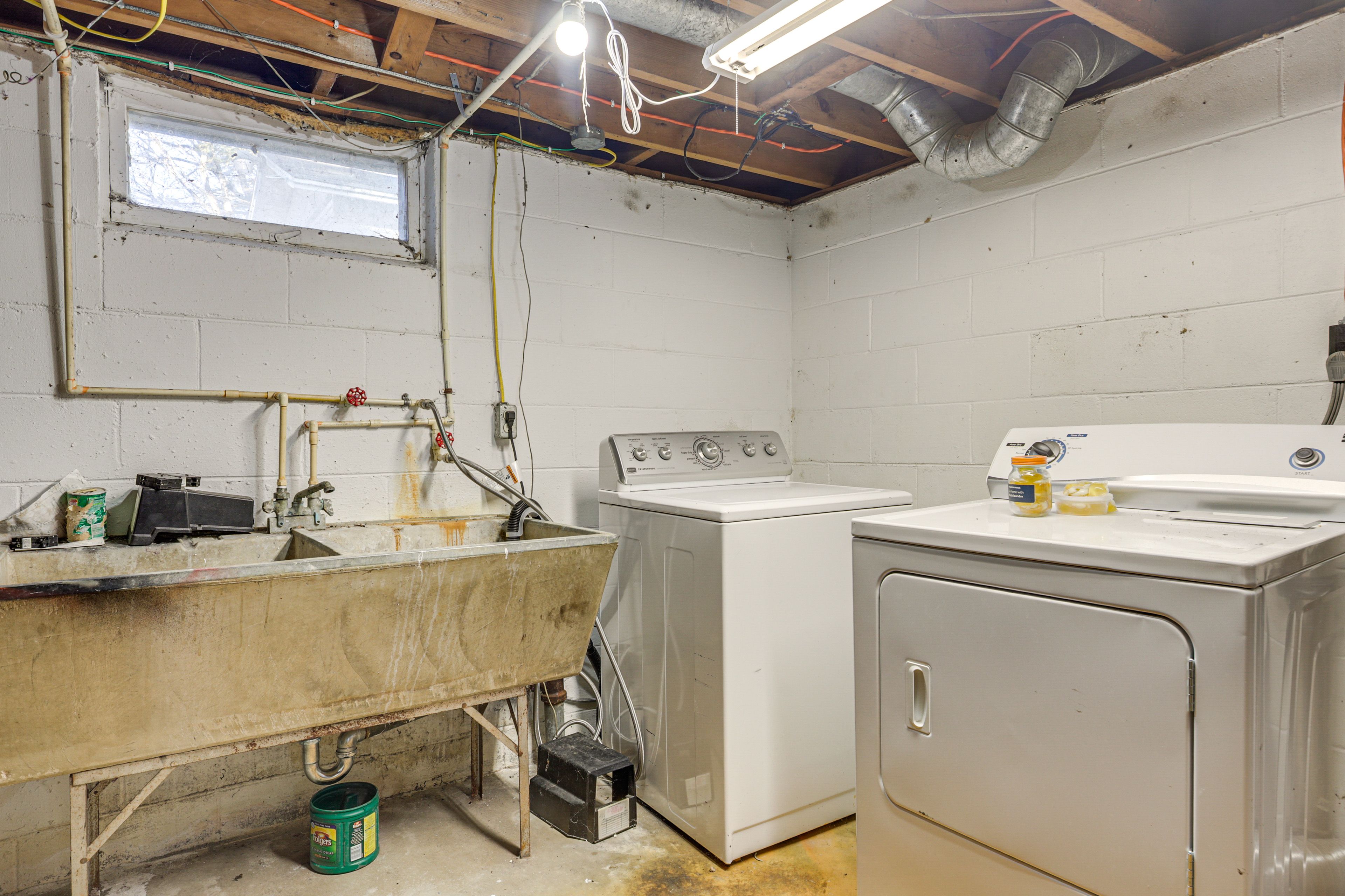 Laundry Room | Basement