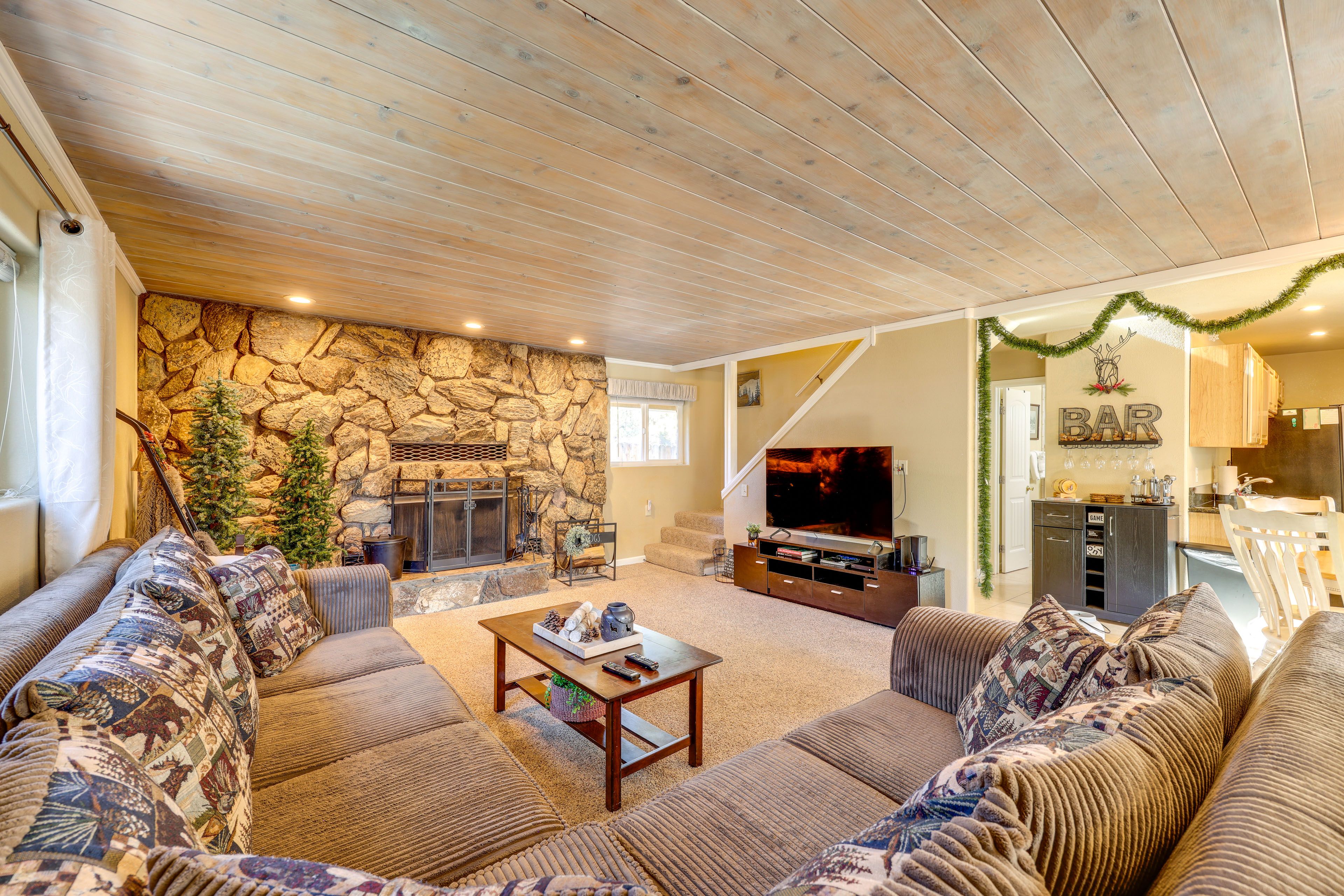 Big Bear Vacation Rental | 3BR | 1BA | 1,280 Sq Ft | Step-Free Entry