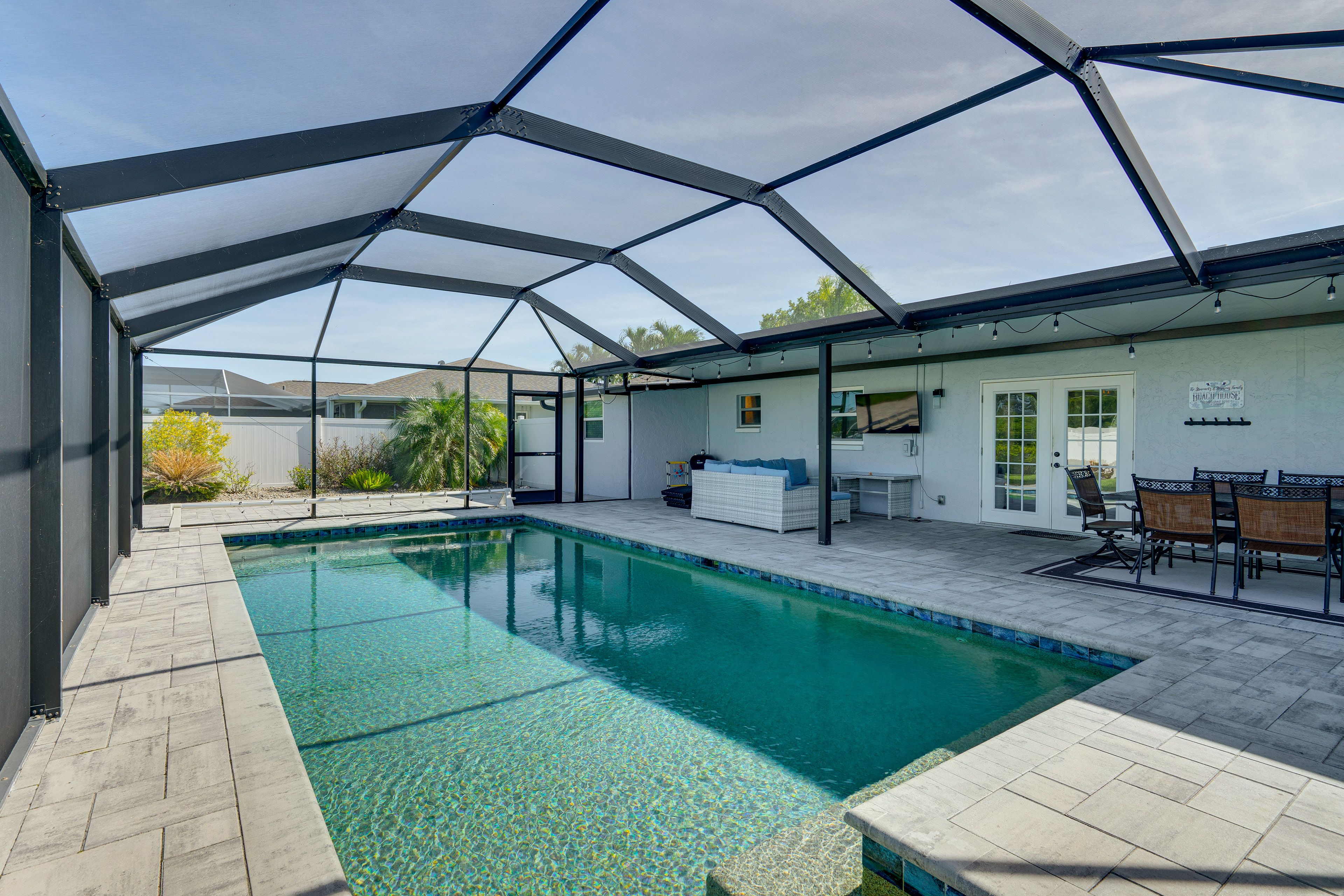 Cape Coral Vacation Rental | 3BR | 2BA | 1,300 Sq Ft | 1 Step to Enter