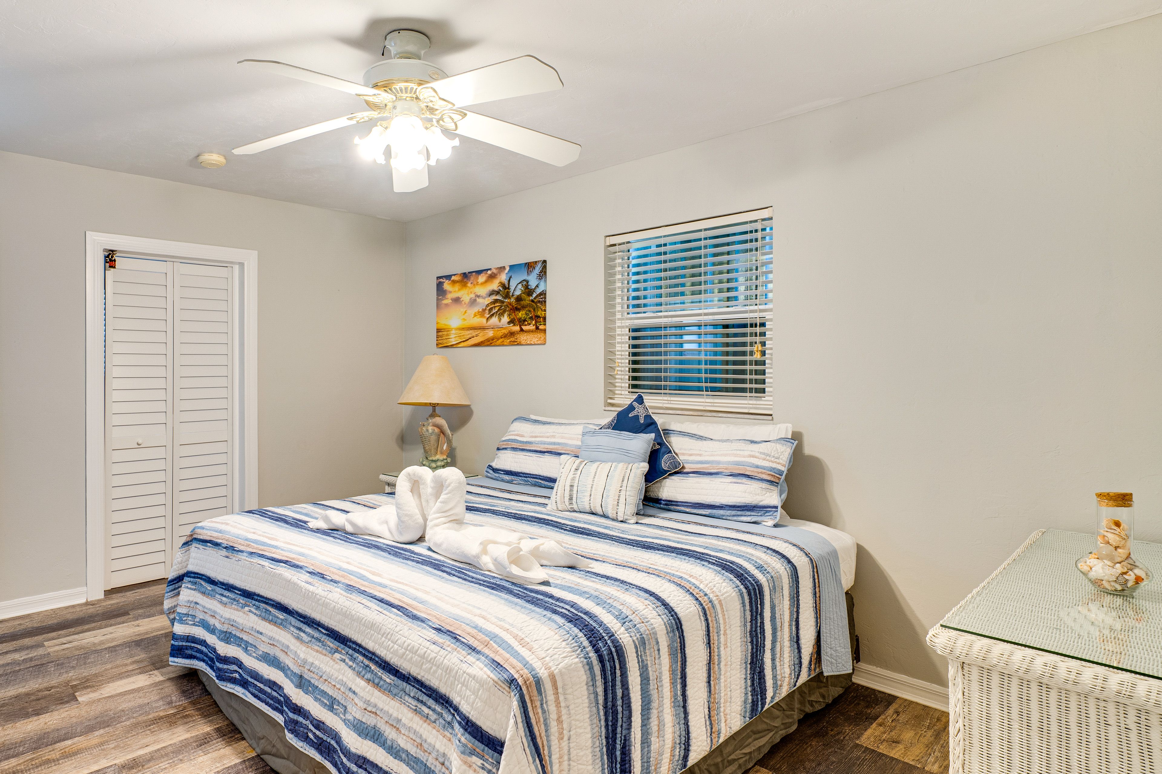 Bedroom 1 | King Bed | En-Suite Bathroom