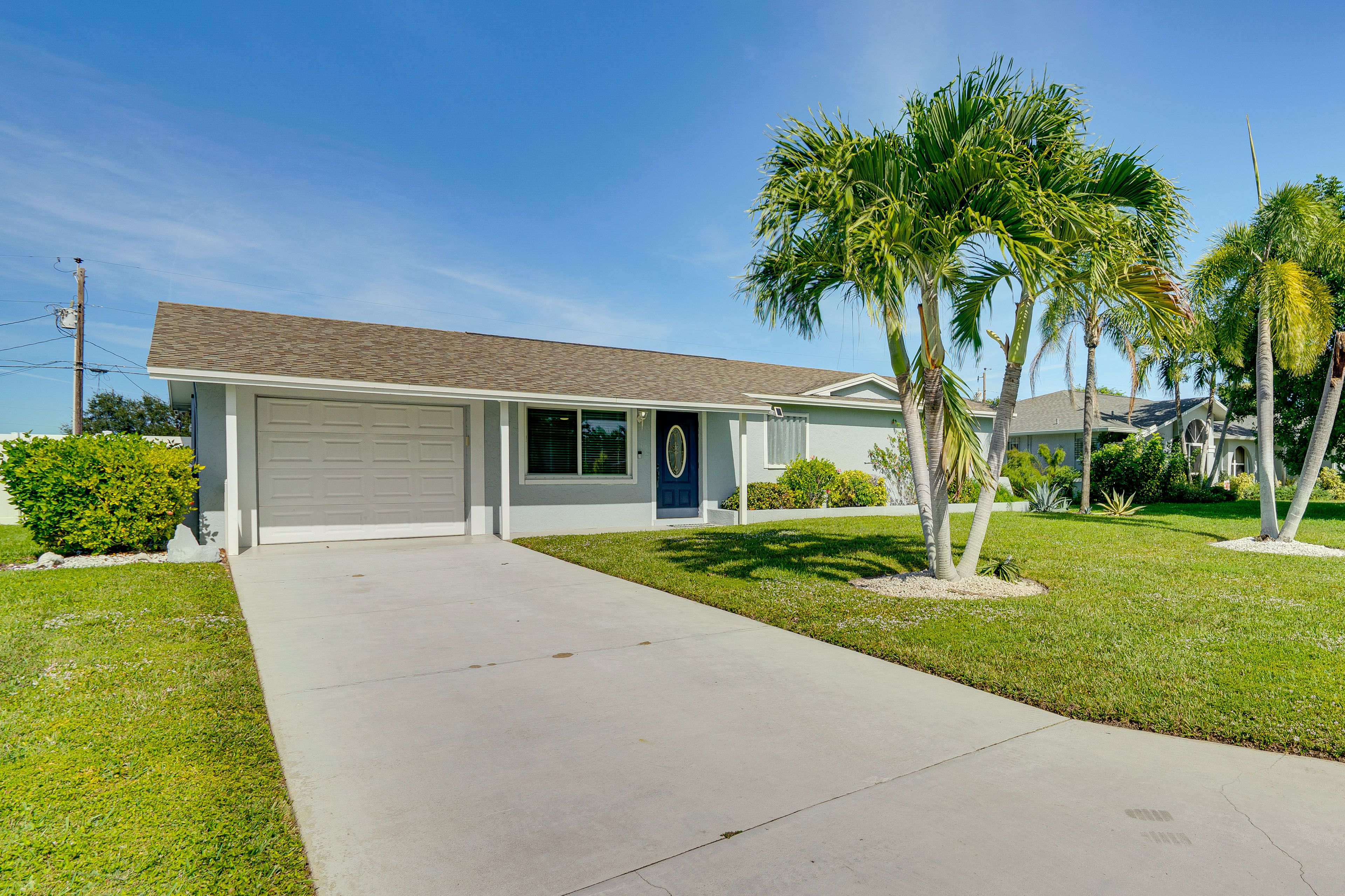 Parking | Driveway (2 Vehicles)
