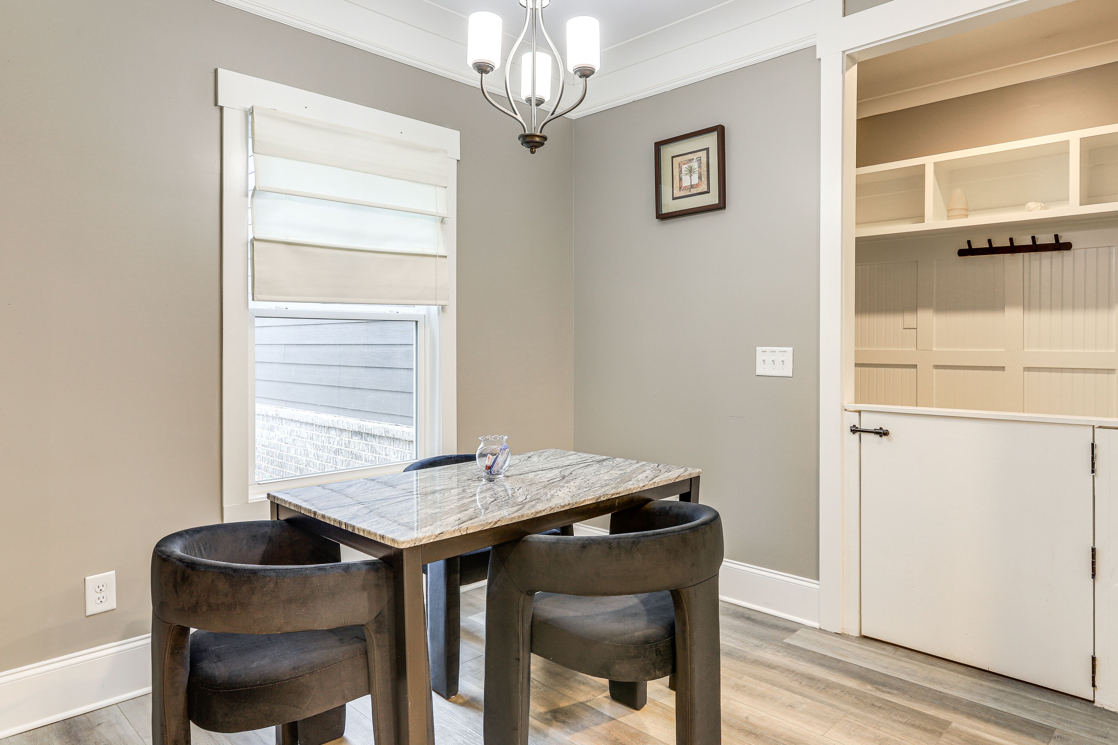 Breakfast Nook | 1st Floor