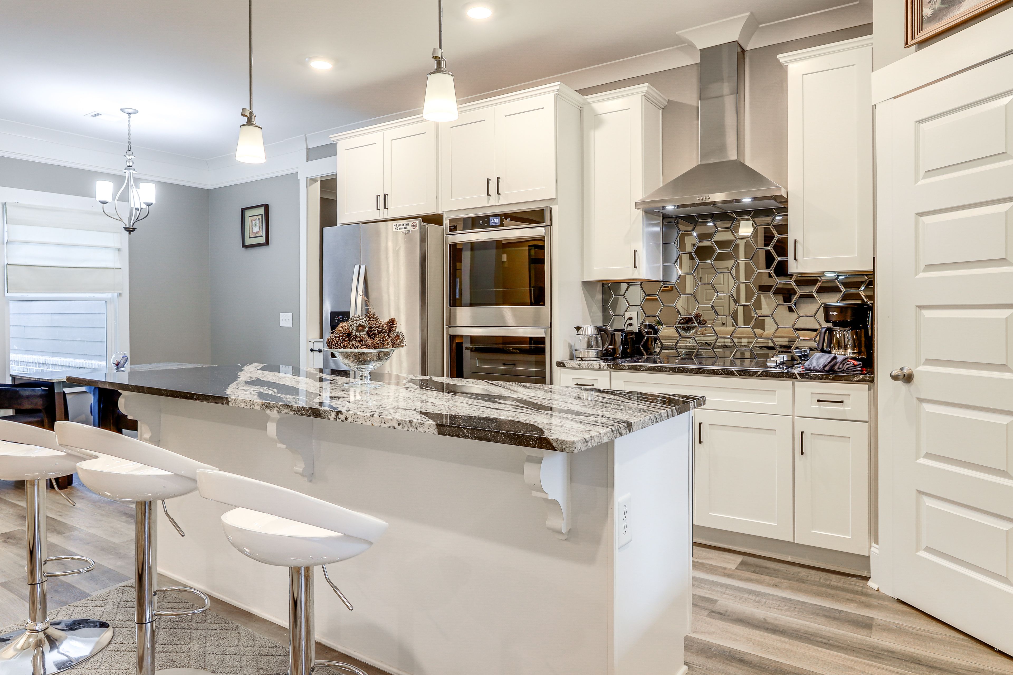 Kitchen | Dishwasher | 1st Floor