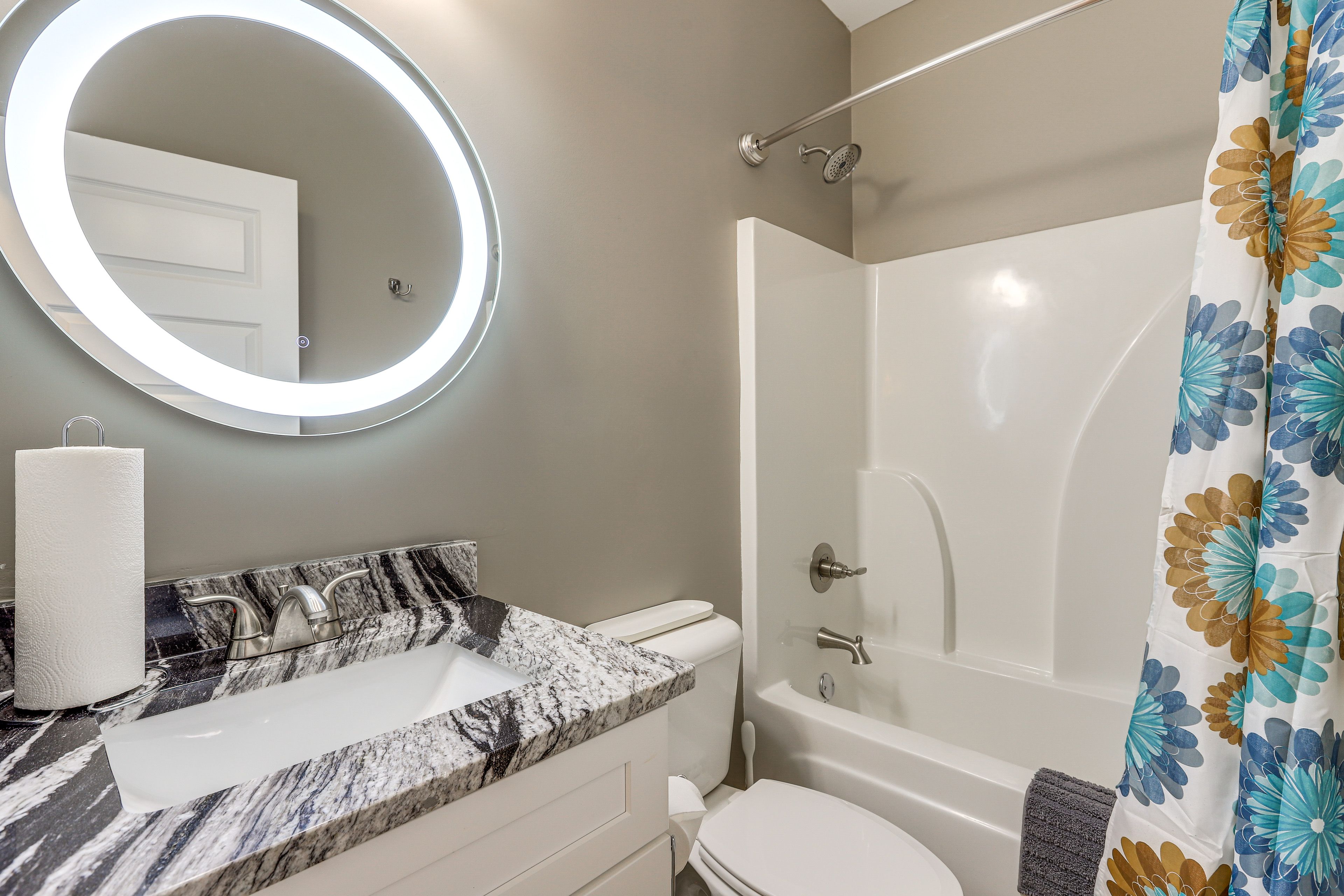 Bathroom | Towels Provided | 1st Floor