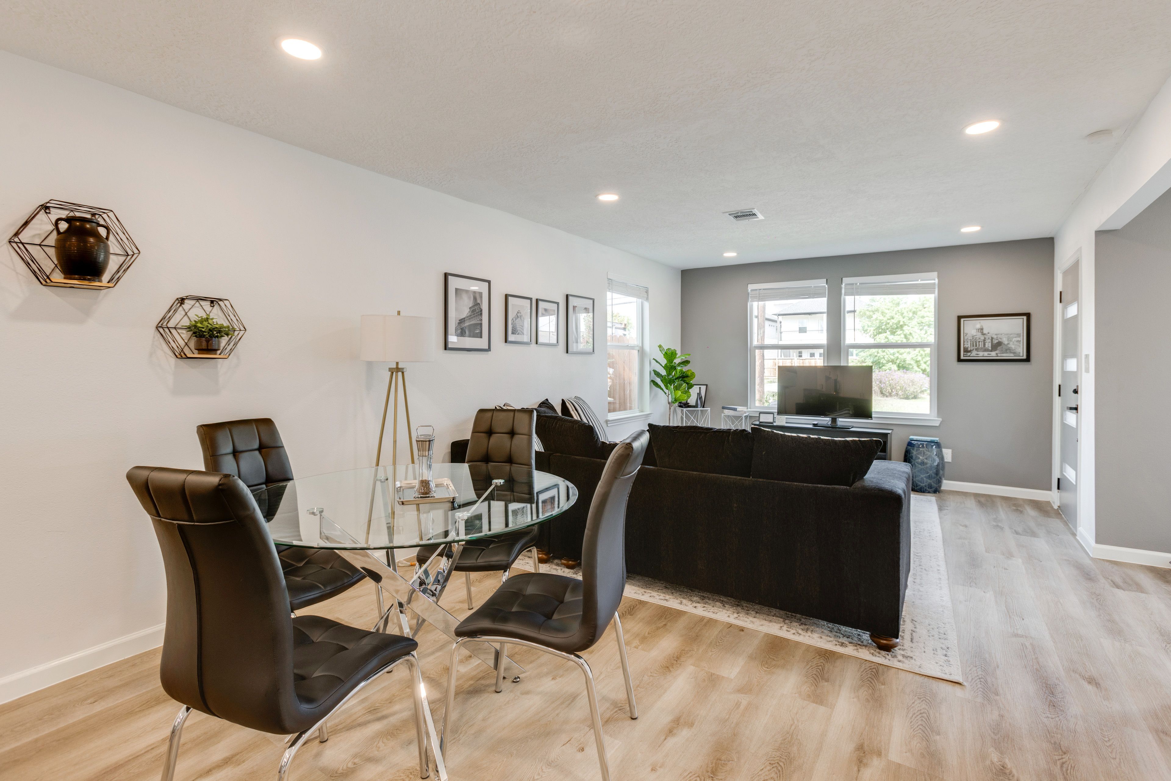 Dining Area | Dishware & Flatware