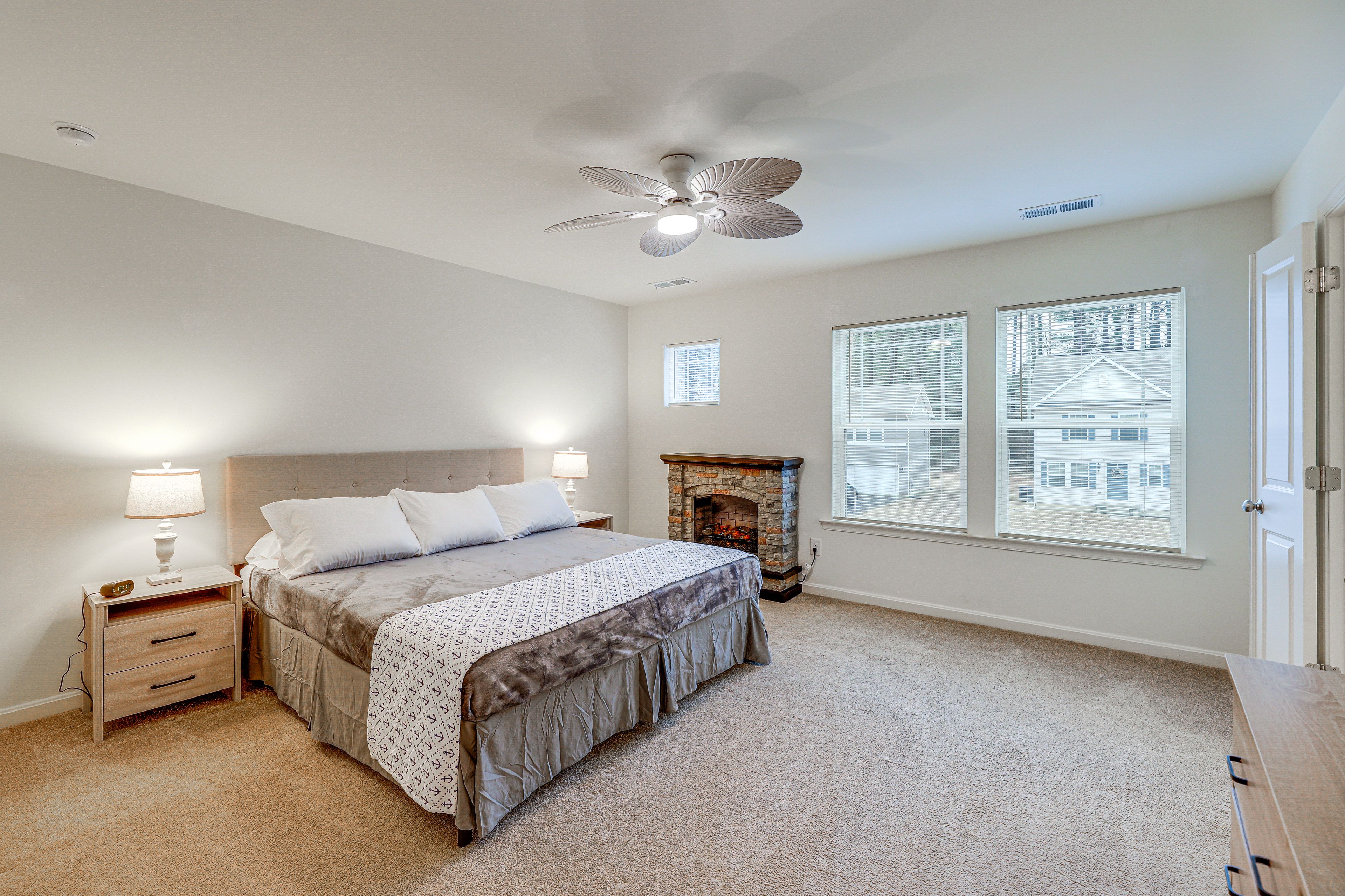 Bedroom 1 | King Bed | 2nd Floor