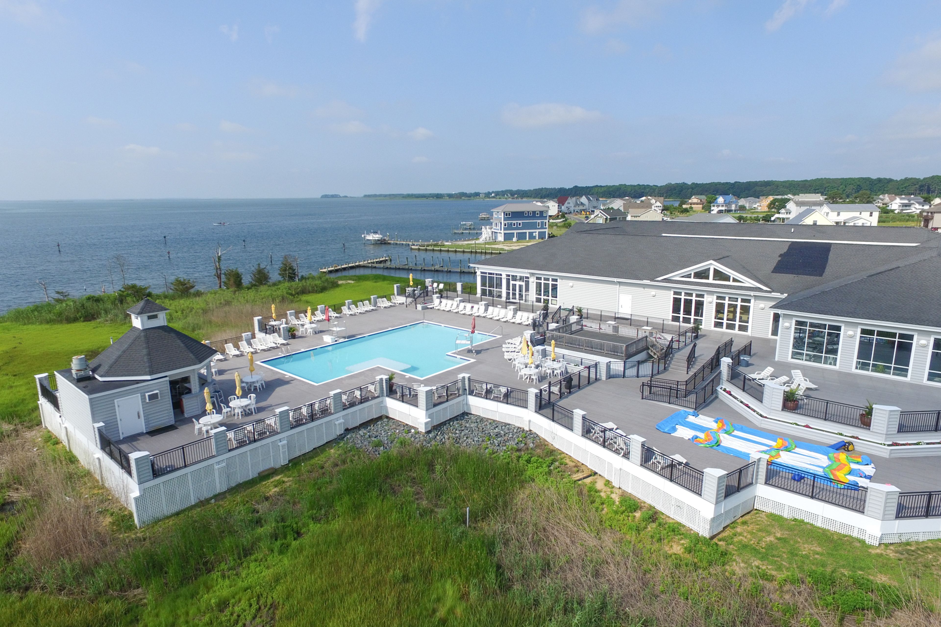 Captain's Cove Community Amenities | Outdoor Pool & Marina
