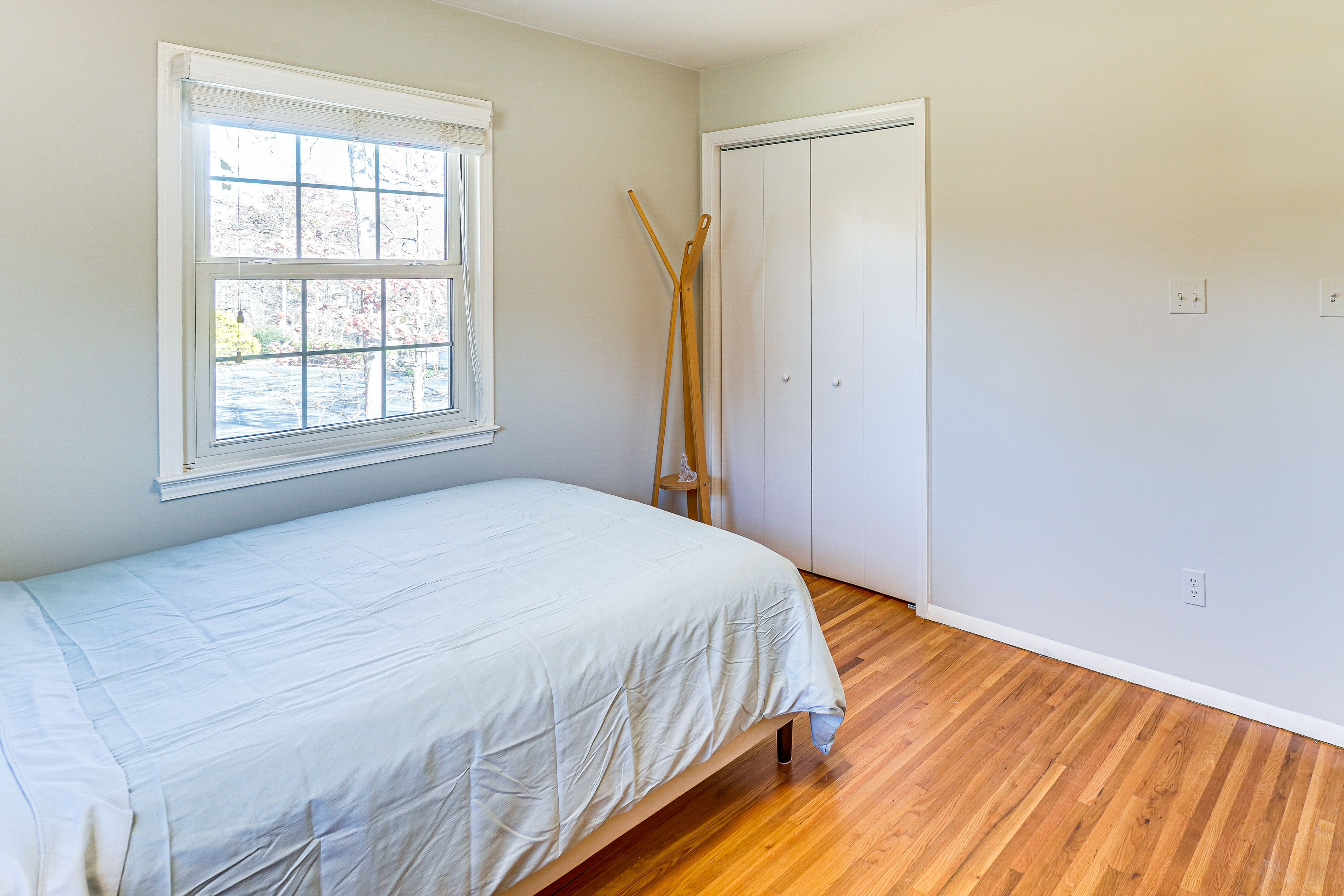 Bedroom 2 | Queen Bed