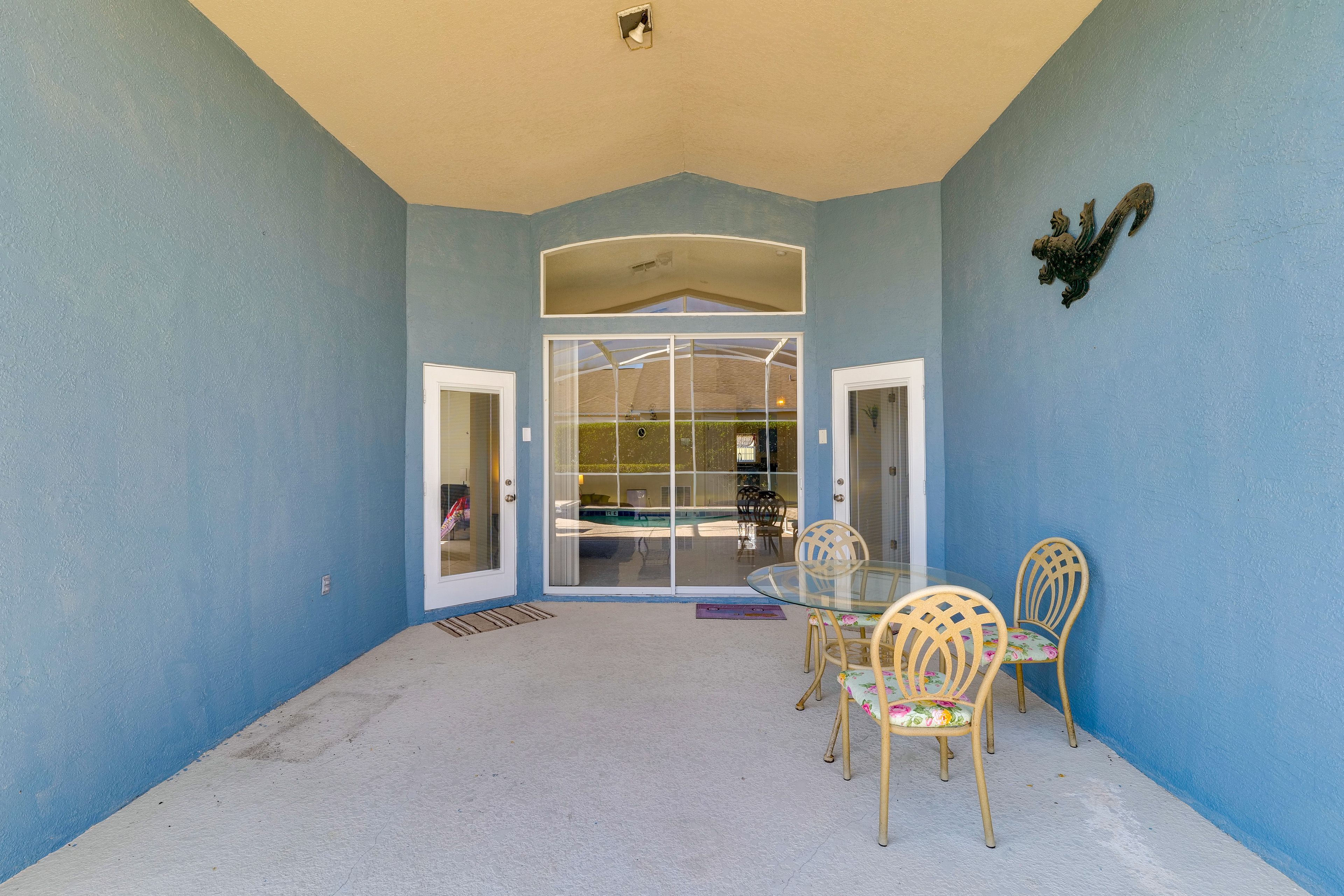 Covered Patio | Outdoor Dining Area