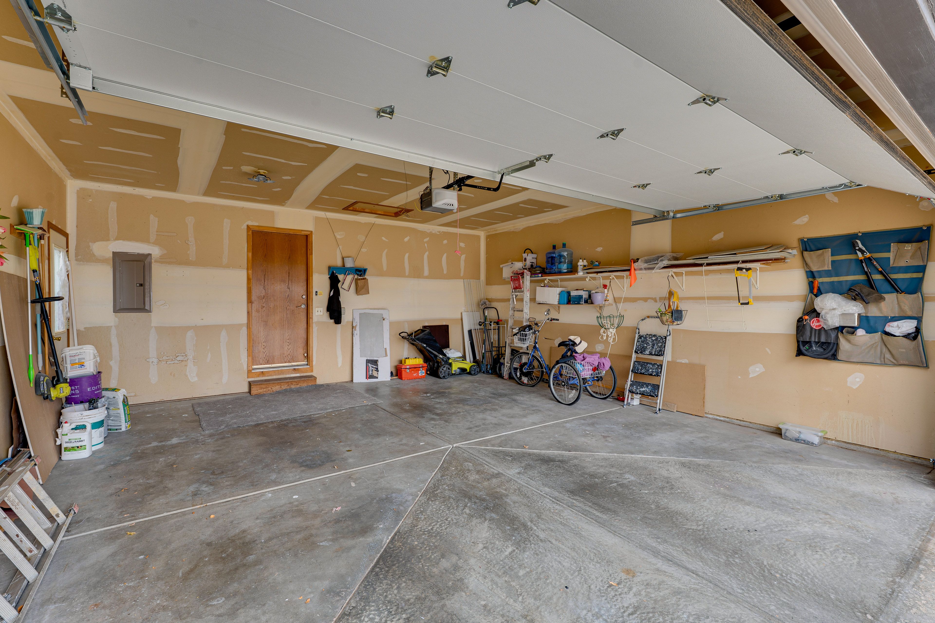 Parking | Garage (2 Vehicles) | Ample Driveway Parking