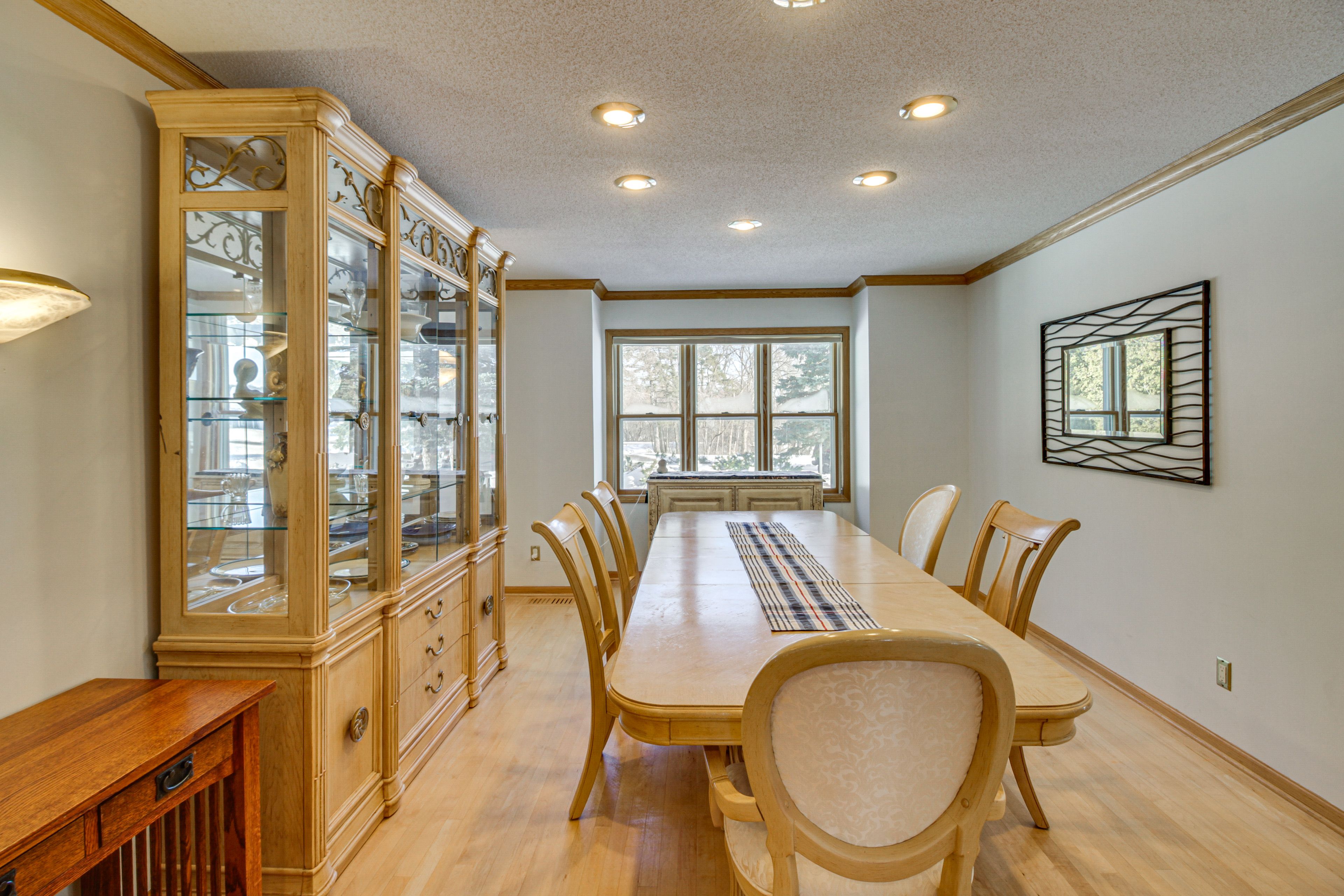 Formal Dining Room | 1st Floor
