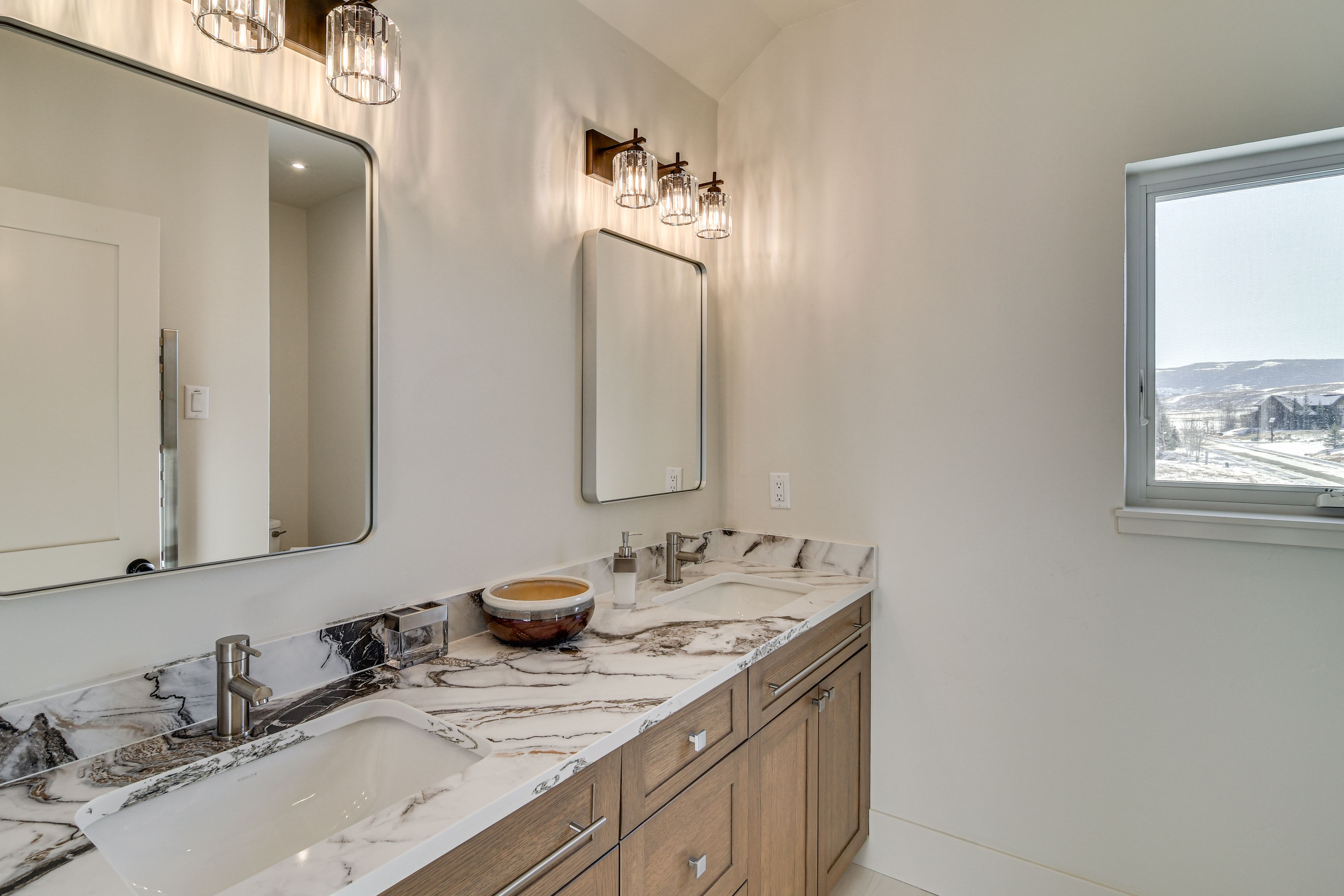 En-Suite Bathroom | 2nd Floor