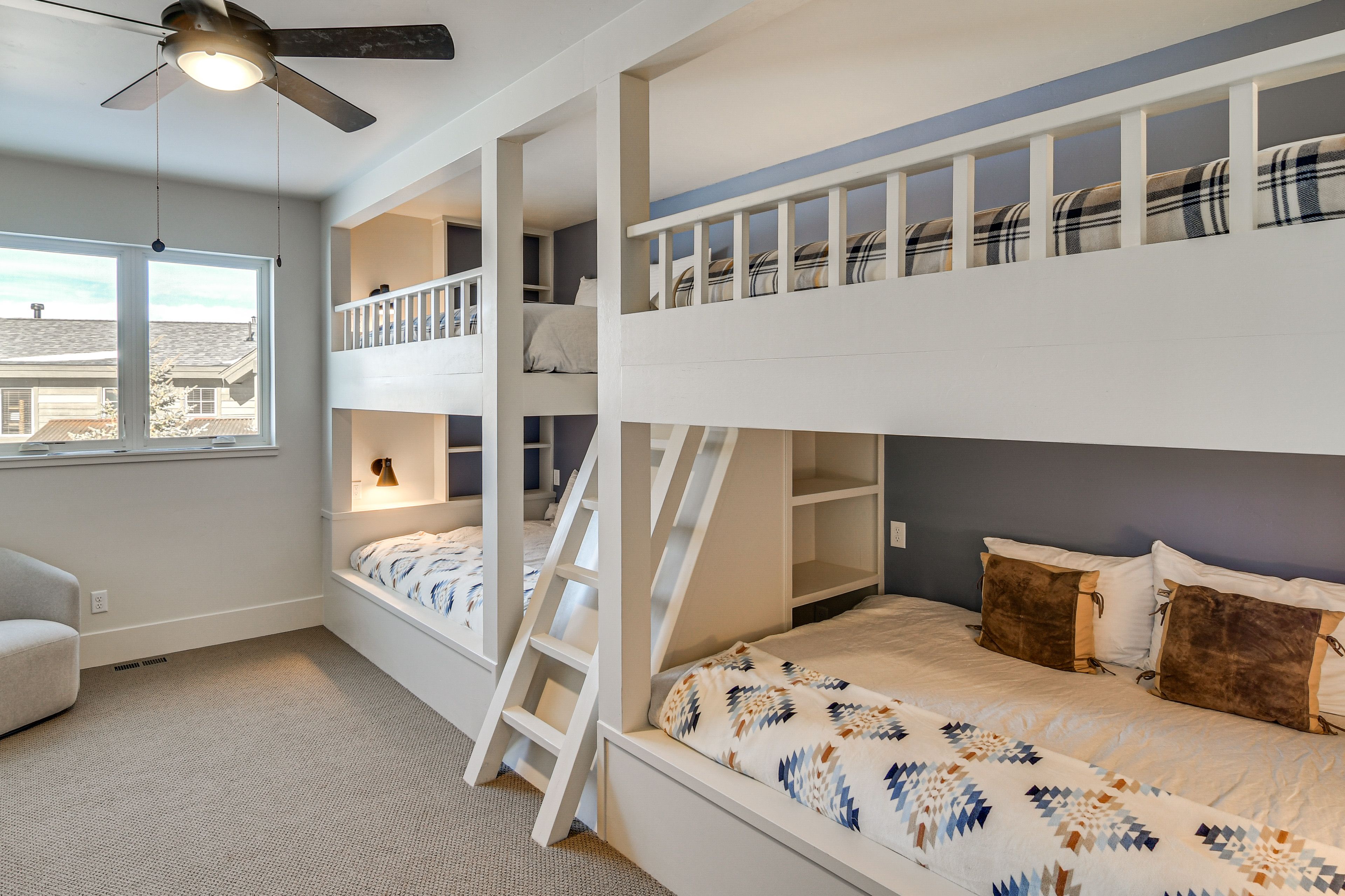 Bedroom 5 | 2 Queen Bunk Beds | 2nd Floor