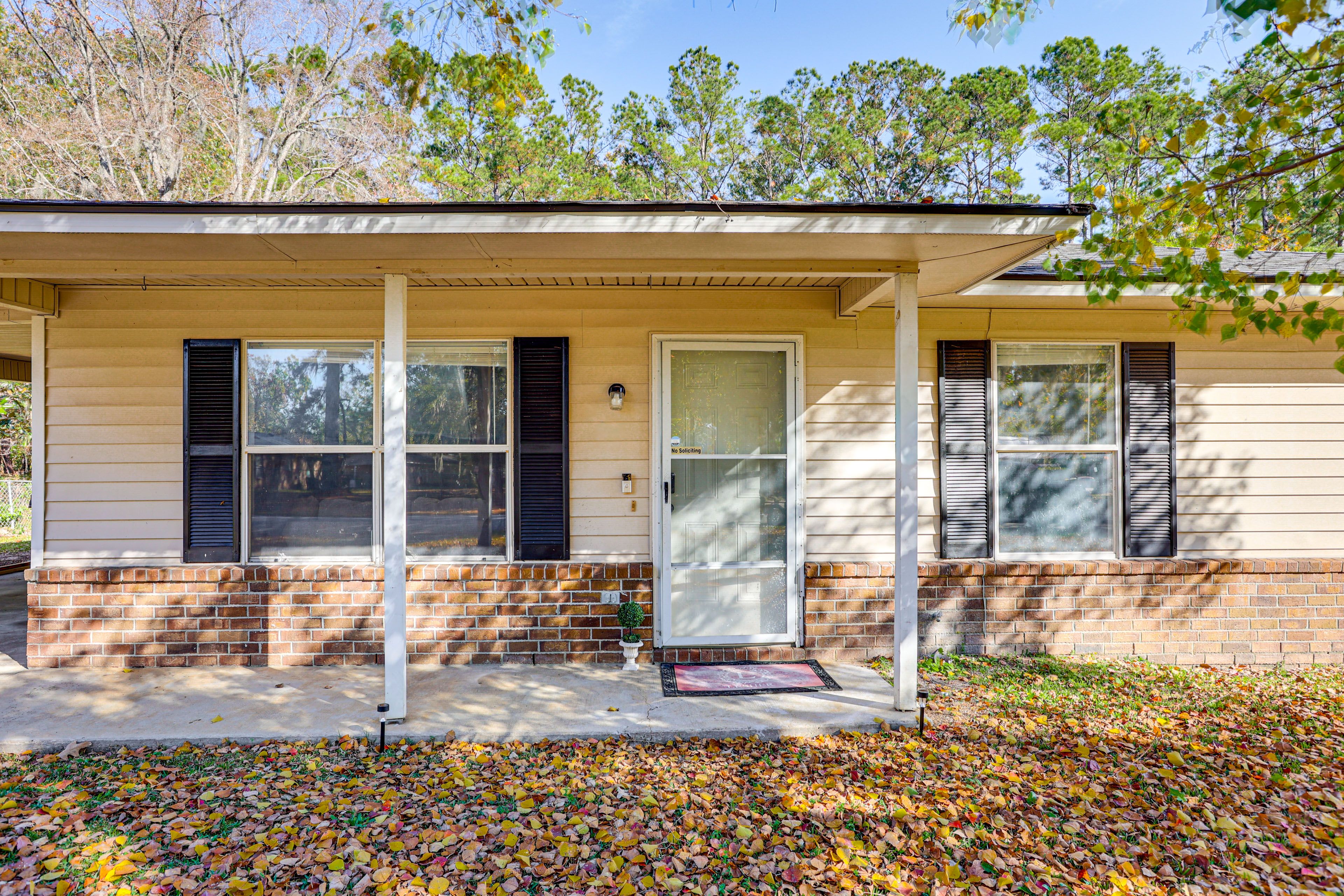 House Exterior | Keyless Entry