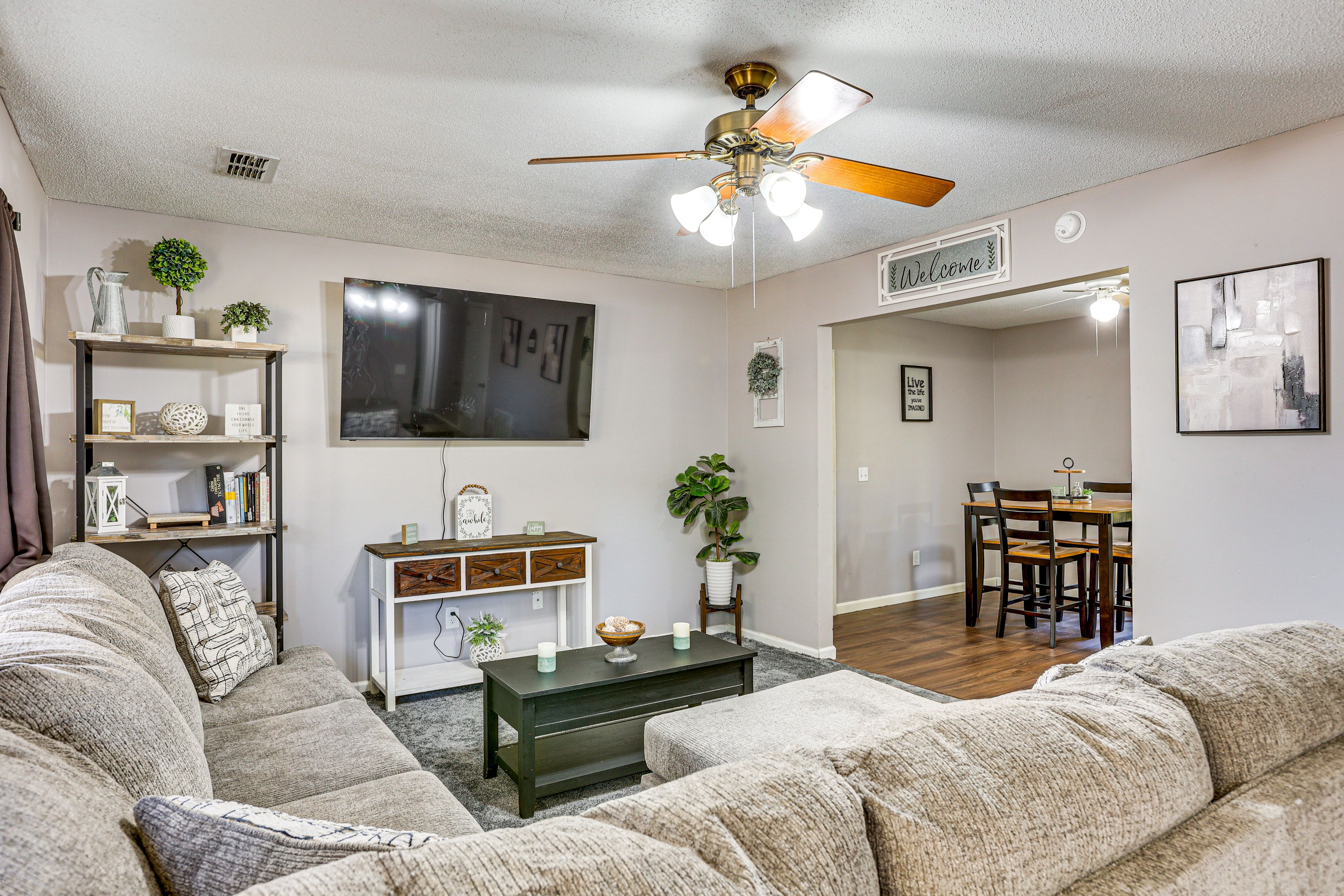 Pooler Vacation Rental | 3BR | 1BA | 1 Step to Enter | 995 Sq Ft