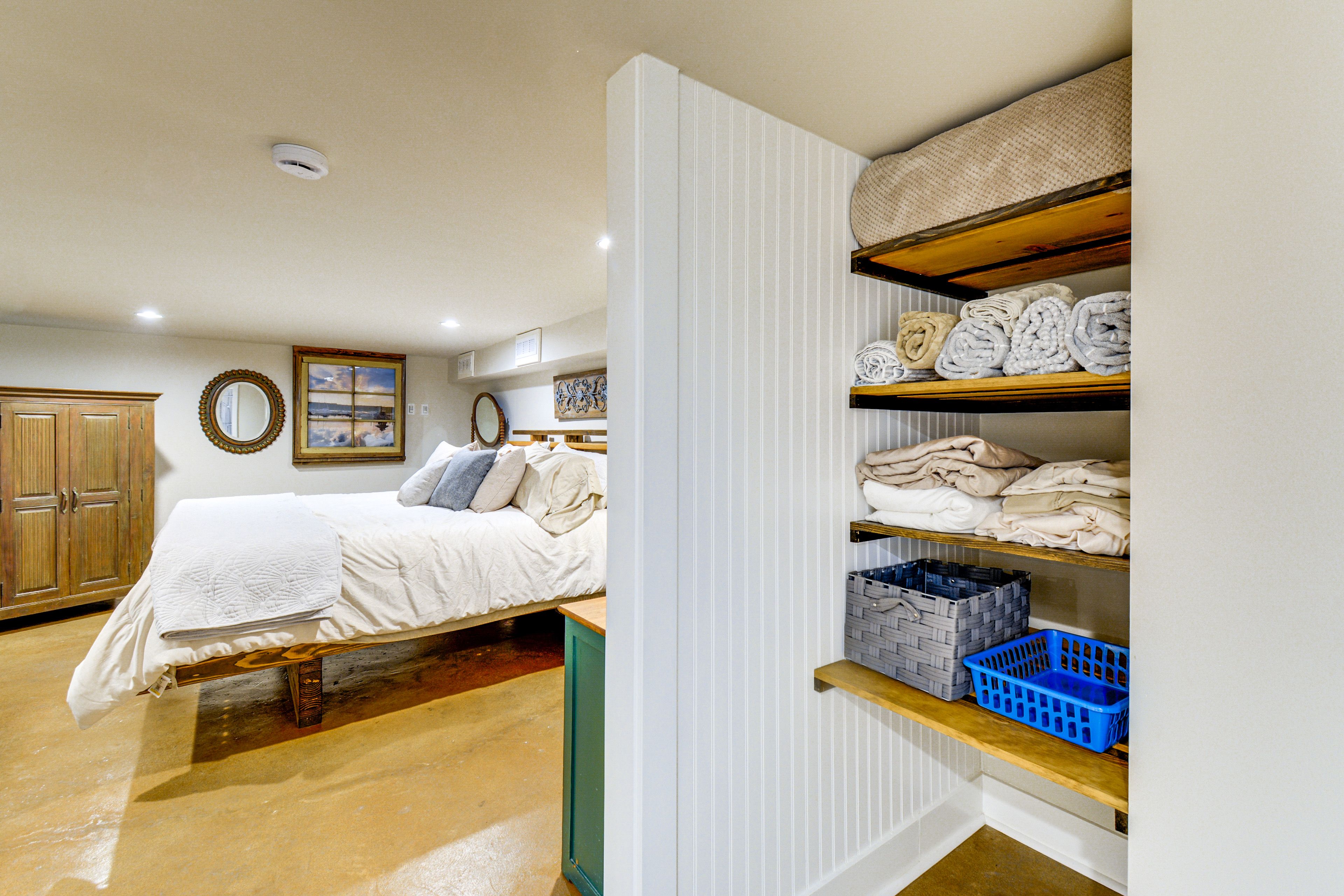 Bathroom | Towels Provided