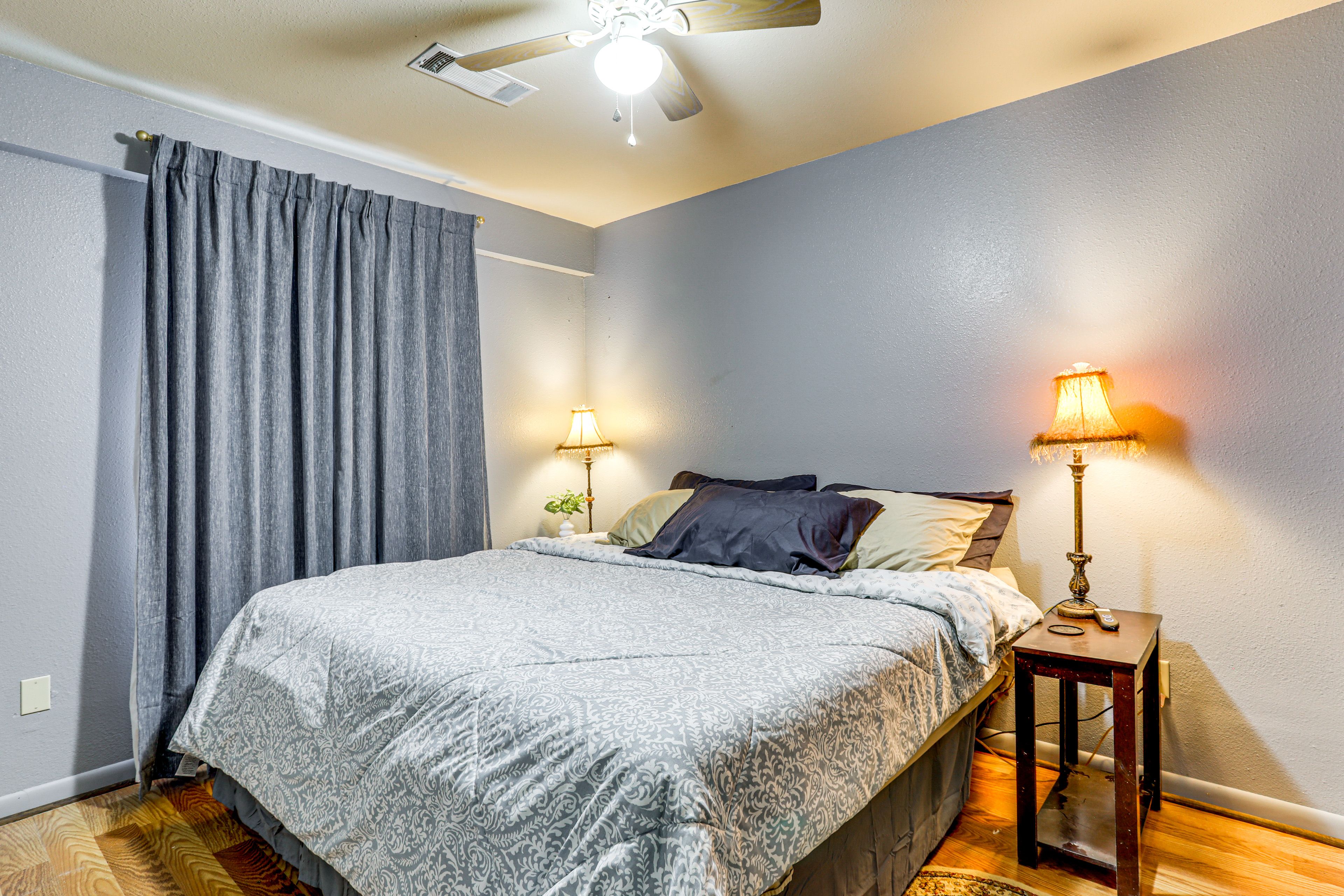 Bedroom 1 | King Bed | Linens Provided