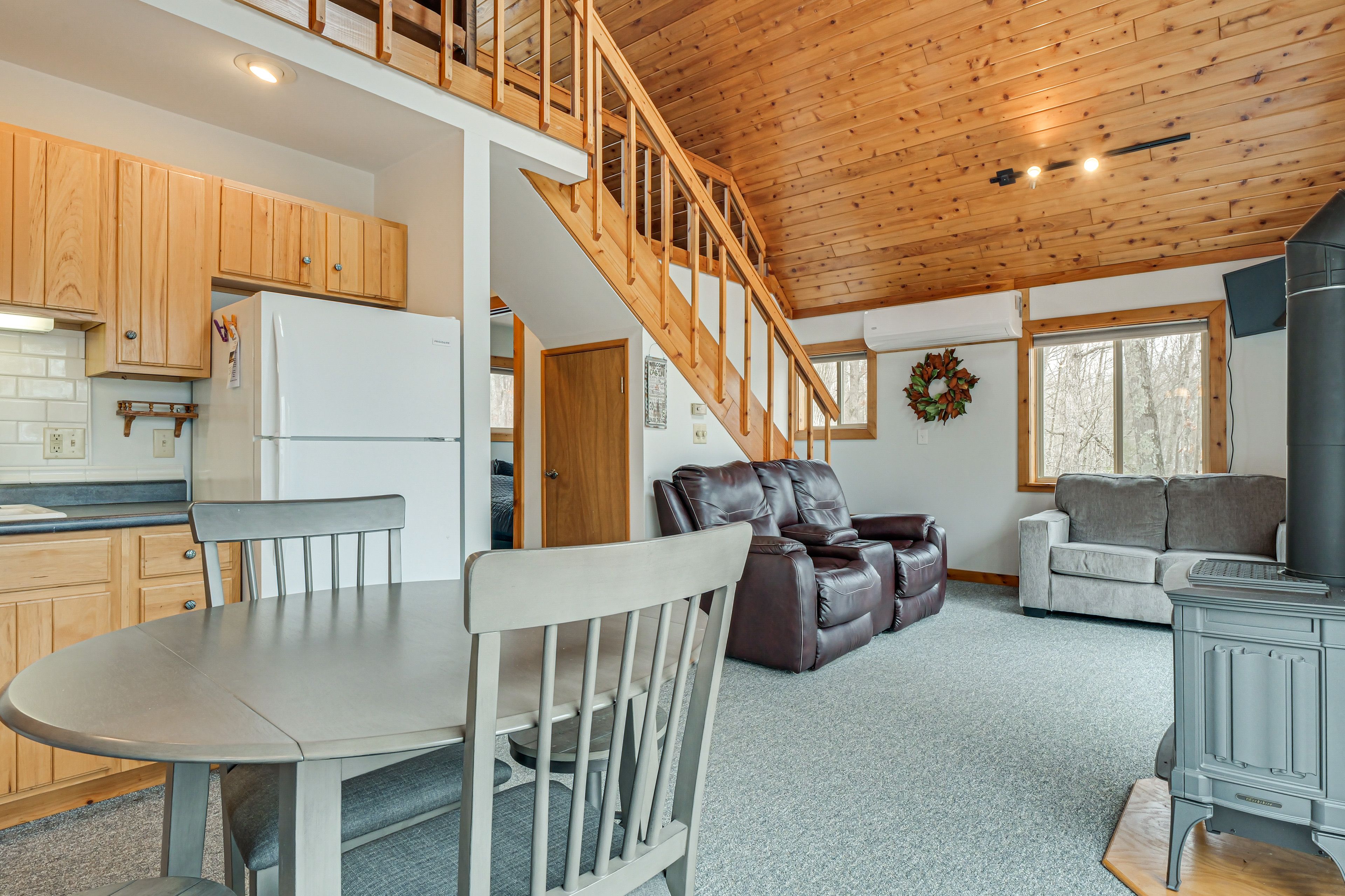 Dining Area | 1st Floor