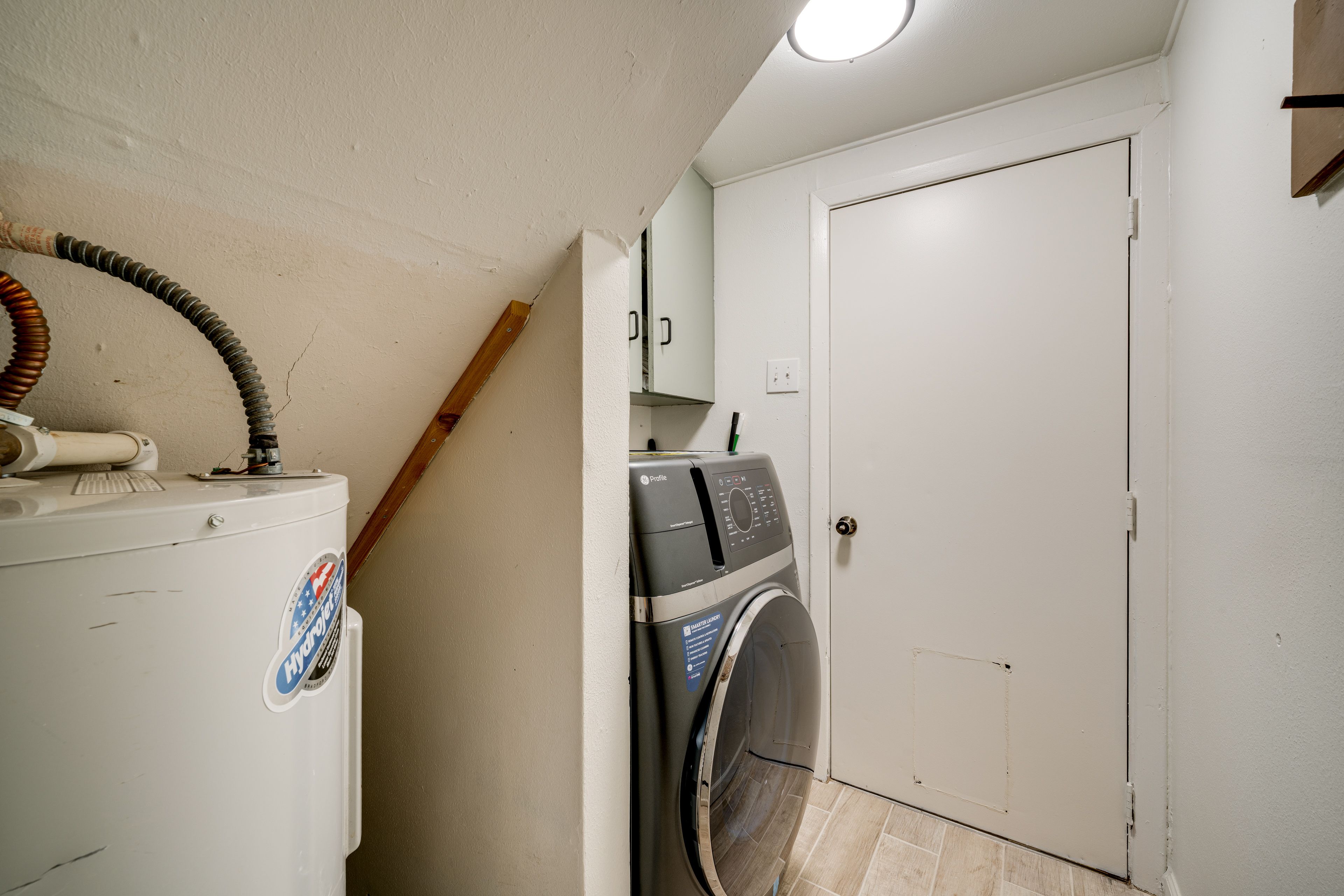 Laundry | Main Floor