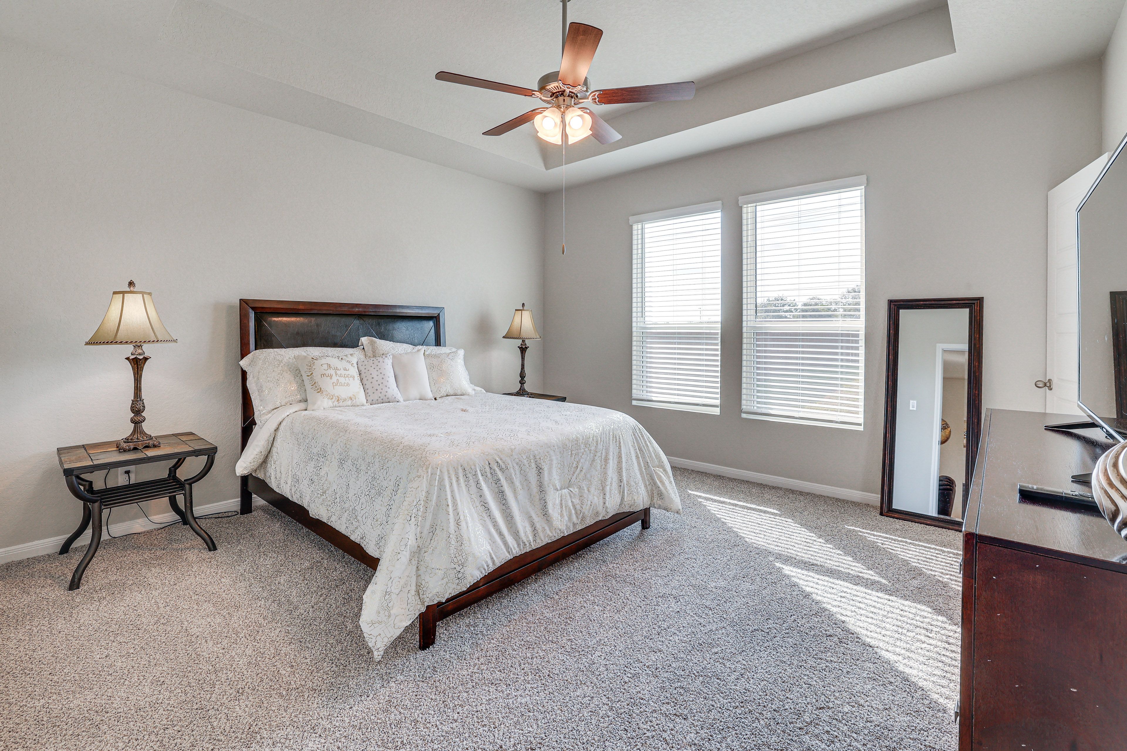 Bedroom 3 | Queen Bed