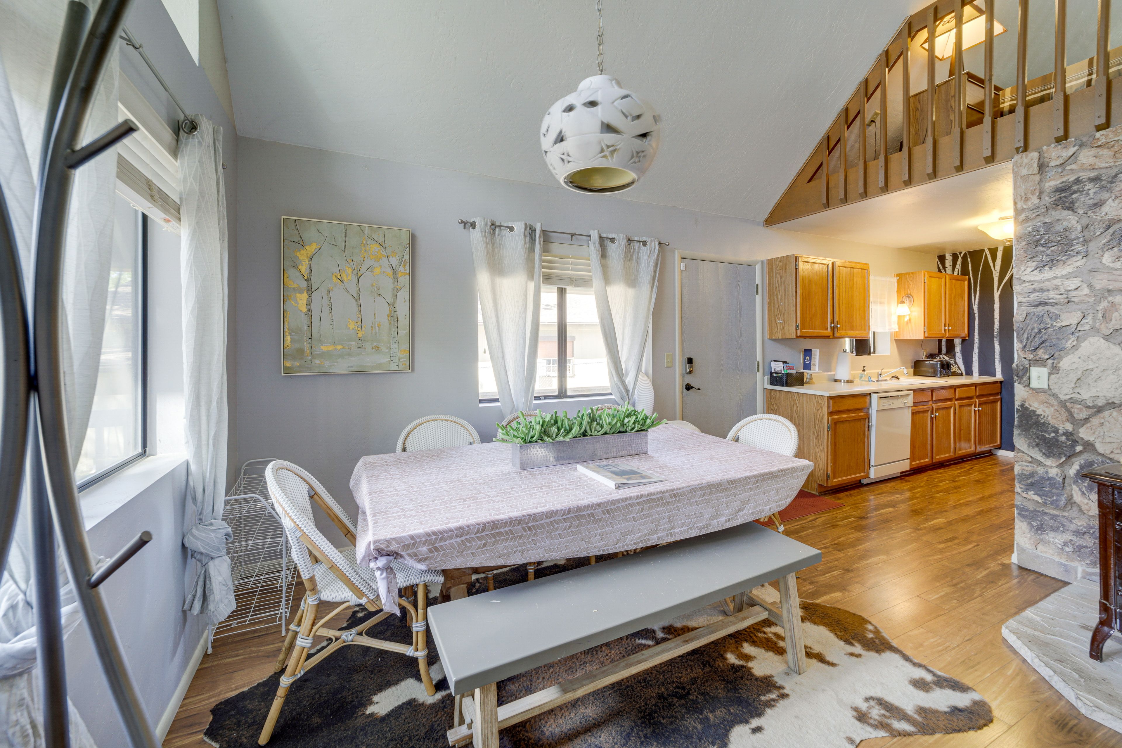 Dining Area | 1st Floor