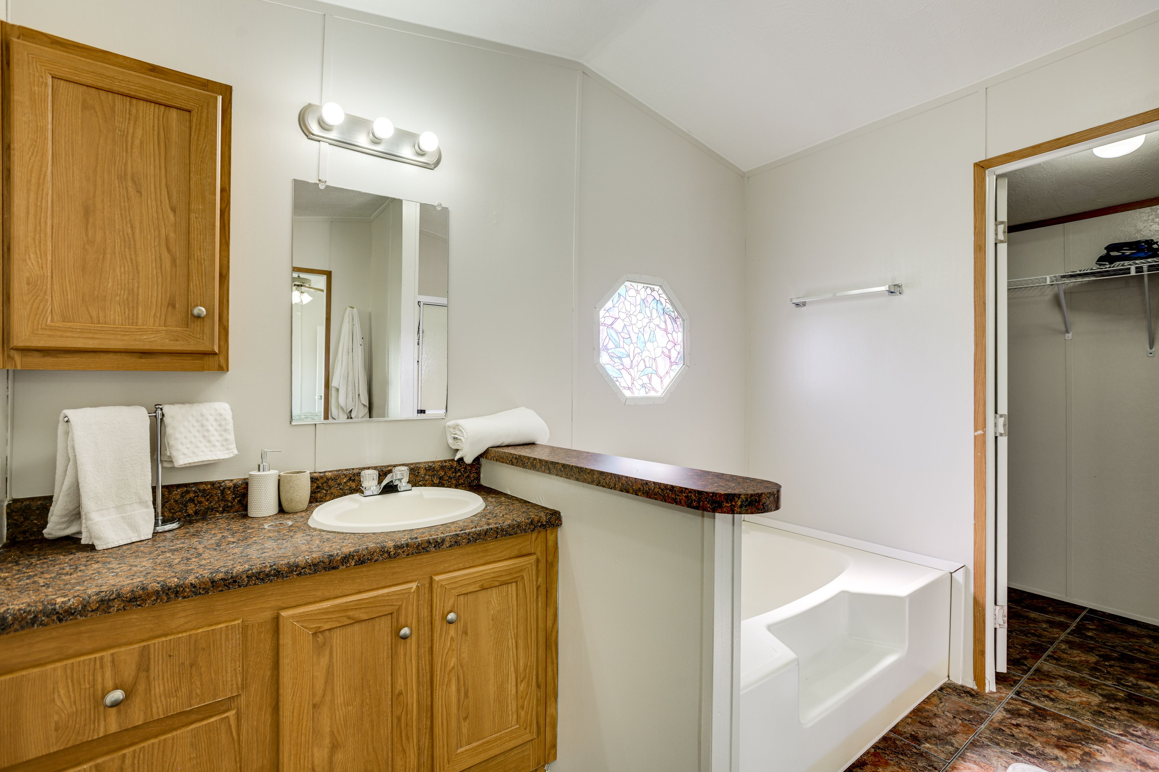 Bathroom | Towels Provided