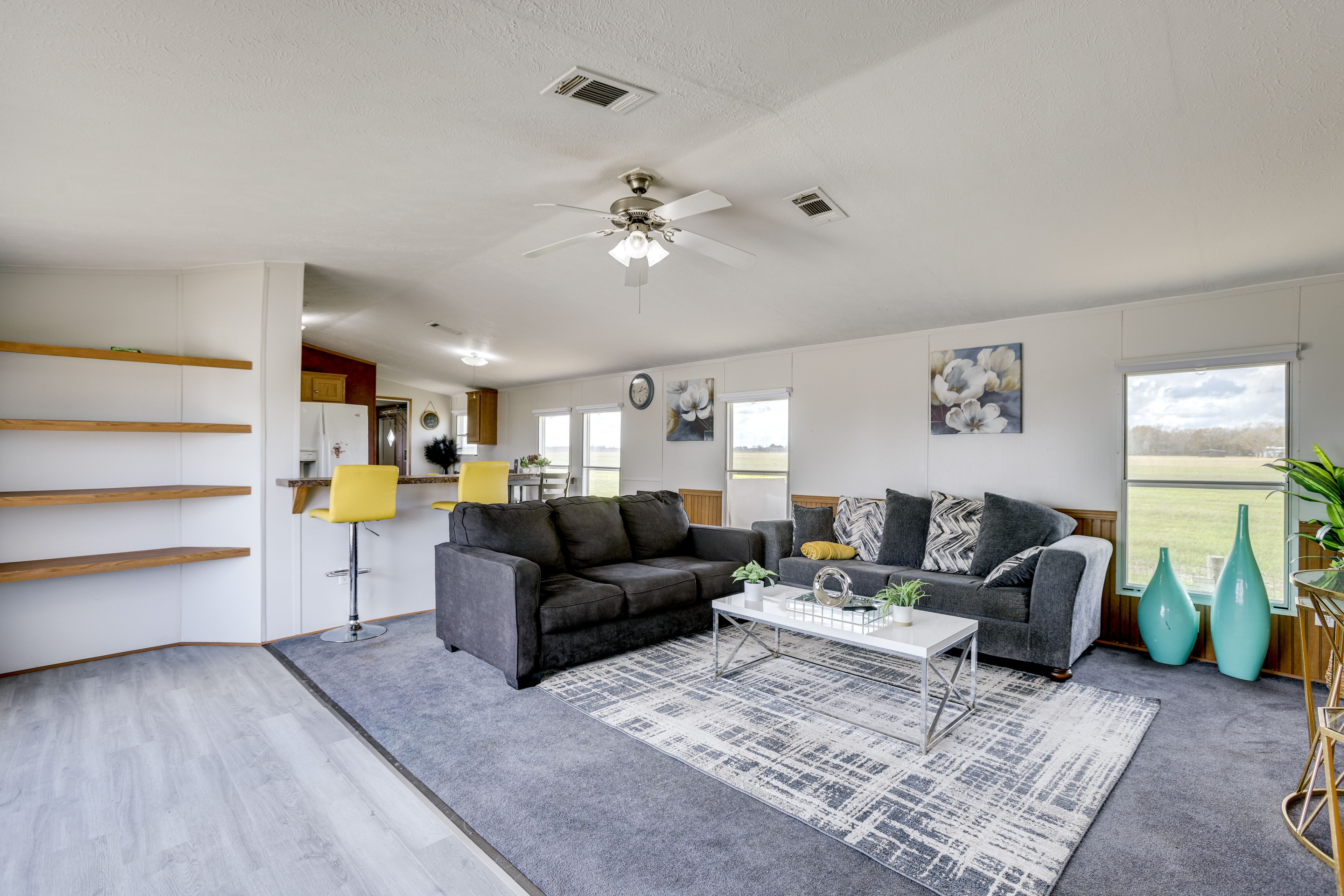 Living Room | Free WiFi | Central Heating & A/C | Smart TV | Queen Sleeper Sofa