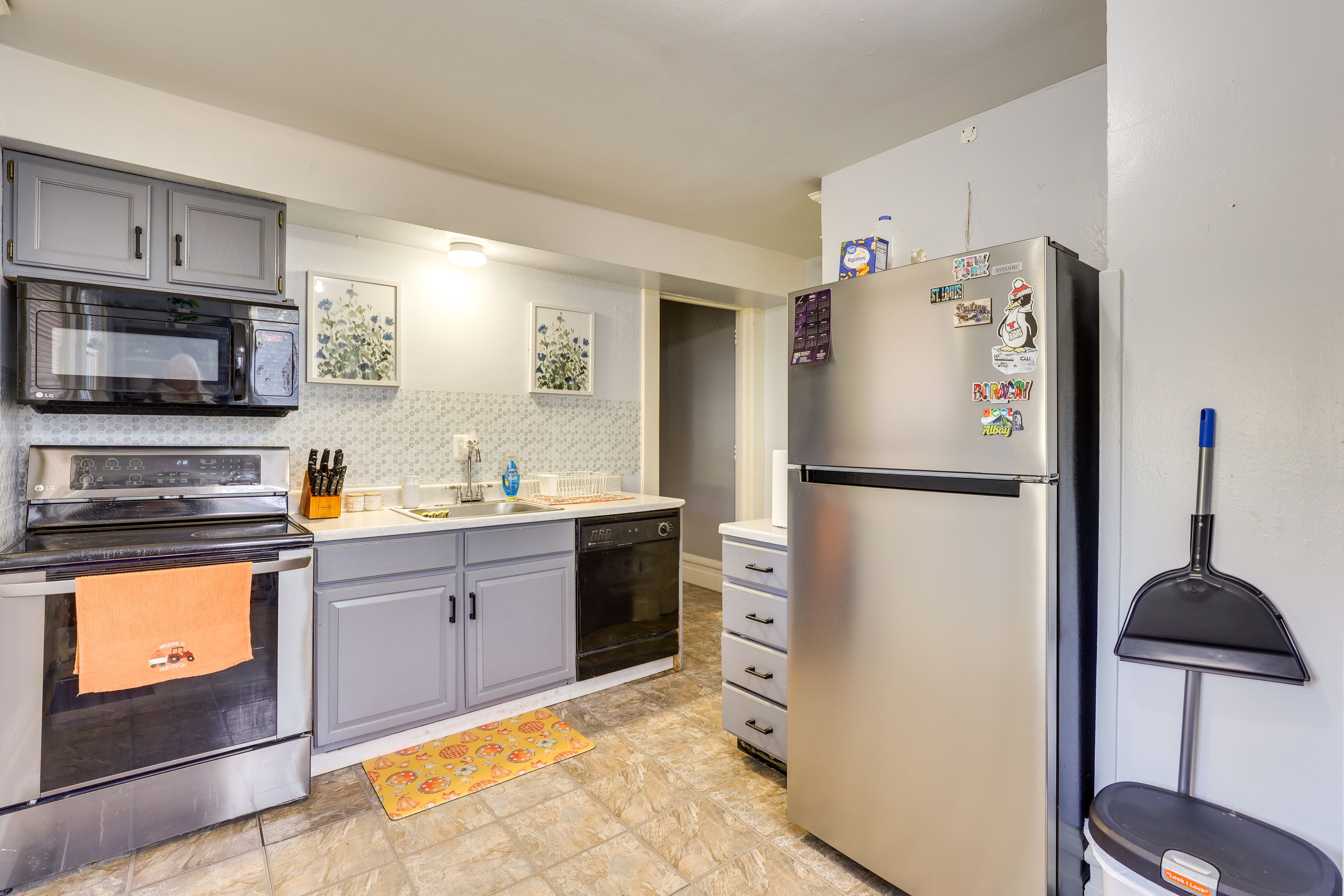 Kitchen | Keurig | Toaster | Electric Kettle