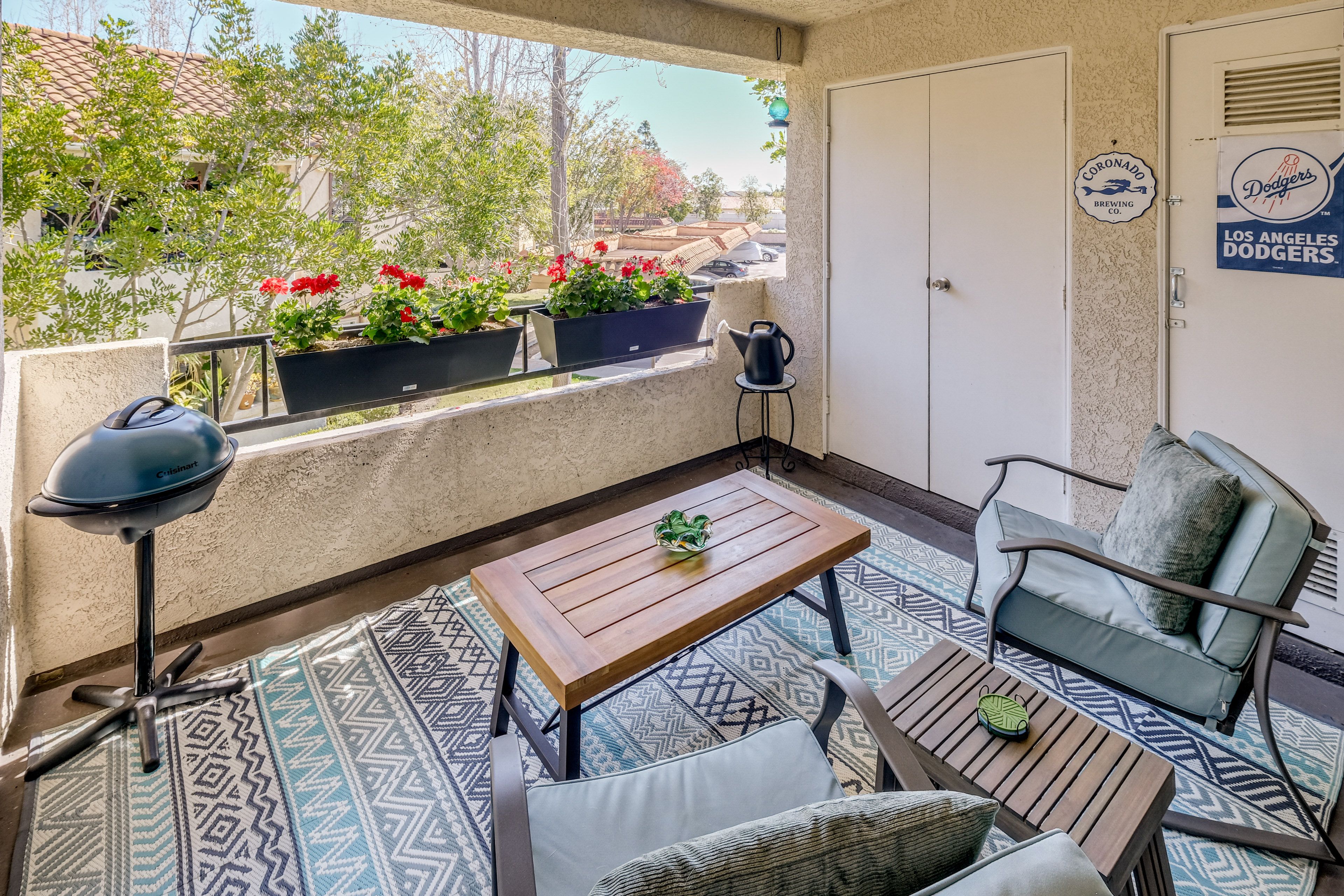 Private Balcony | 7 Mi to Beaches