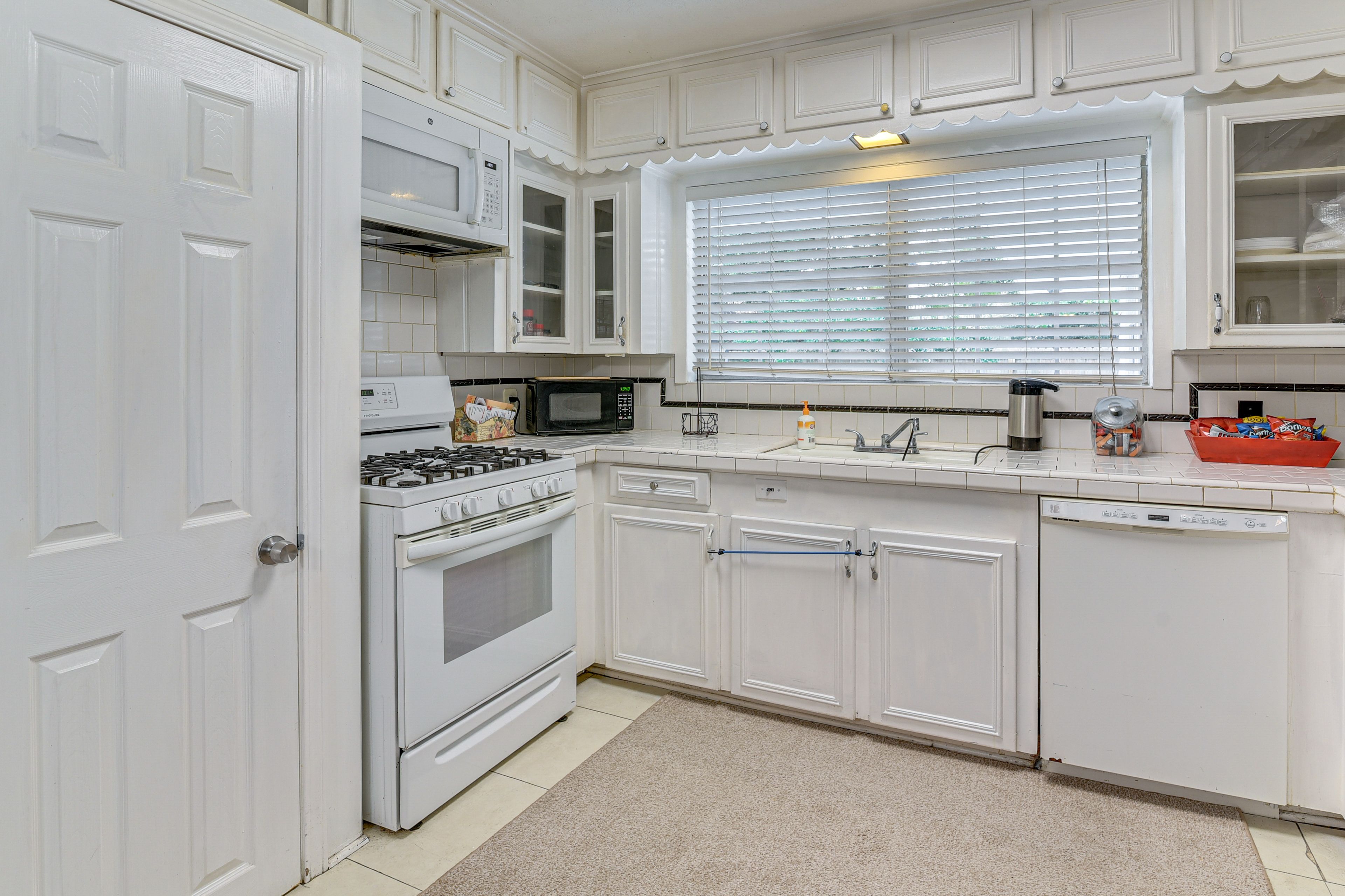 Kitchen | Cooking Basics | Drip & Keurig Coffee Makers